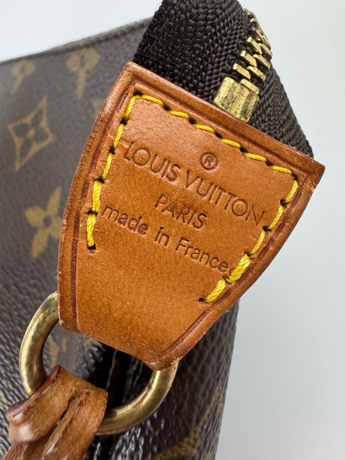 Louis Vuitton Pochette Accessories