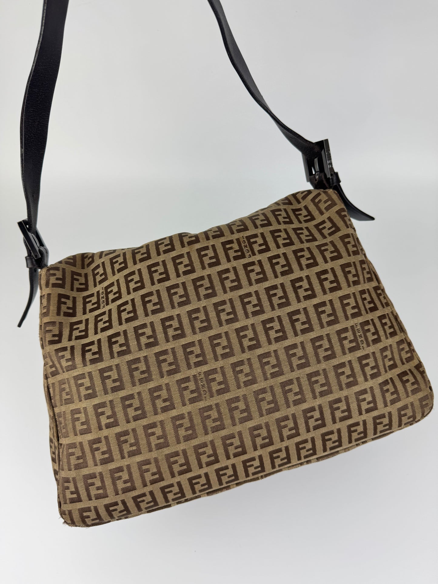 Fendi Mamma Baguette Shoulder Bag