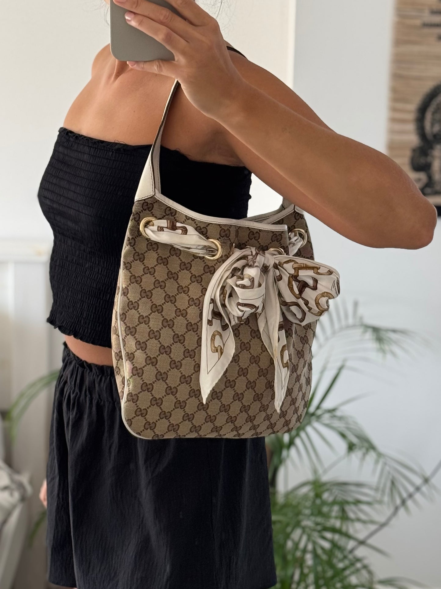 Gucci Shoulder Bag