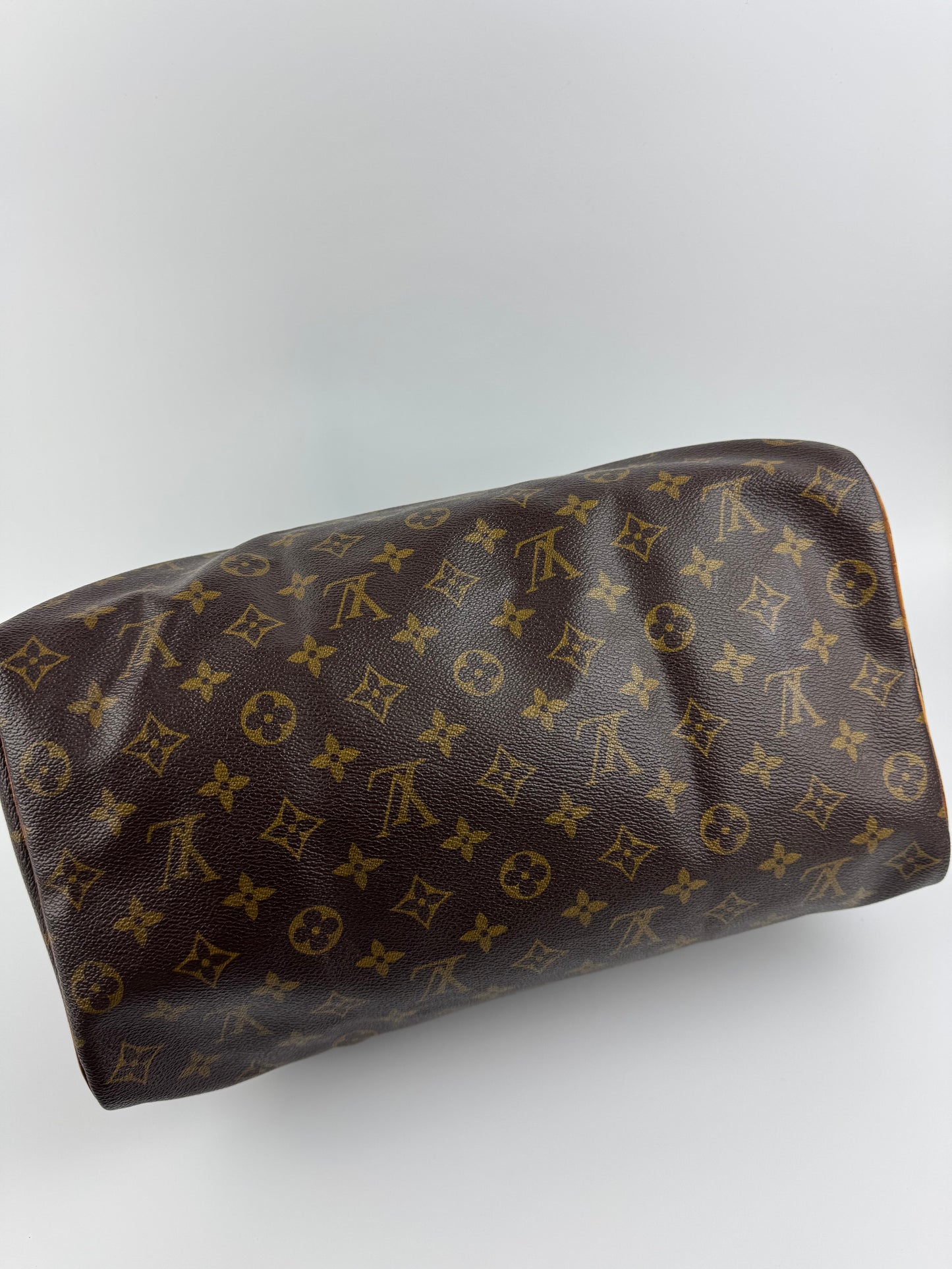 Louis Vuitton Speedy 35