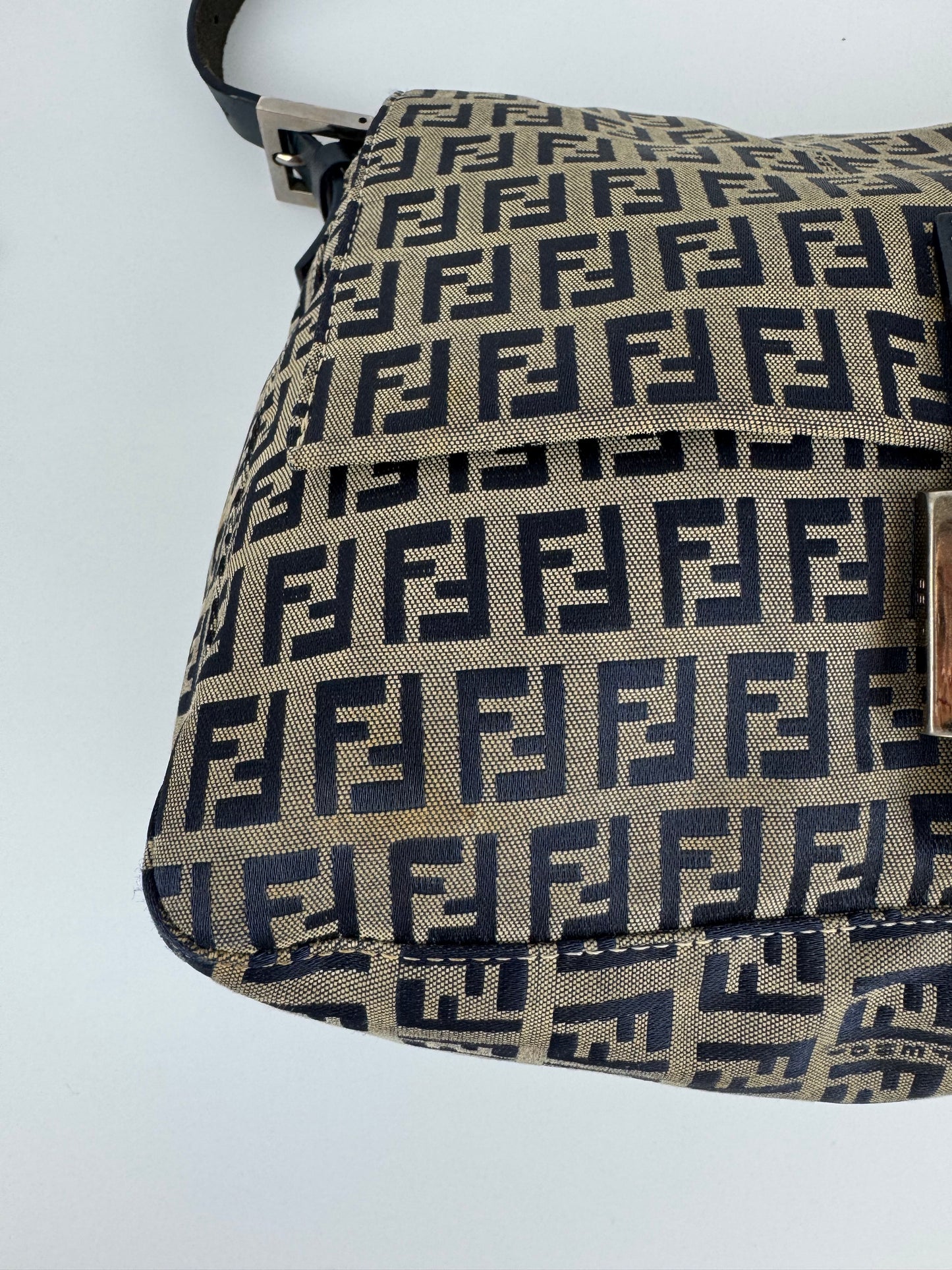 Fendi Mamma Baguette Shoulder Bag
