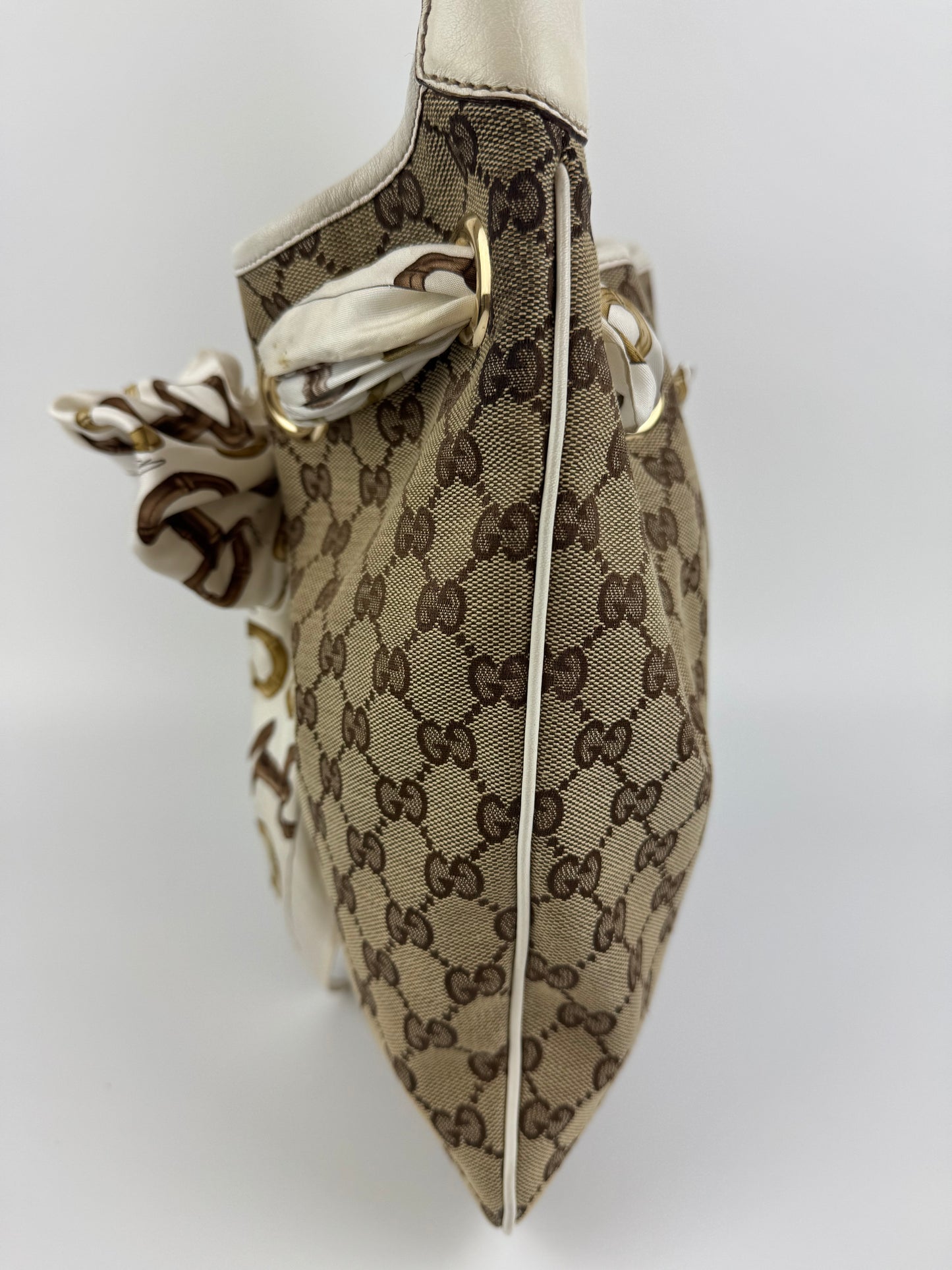 Gucci Shoulder Bag