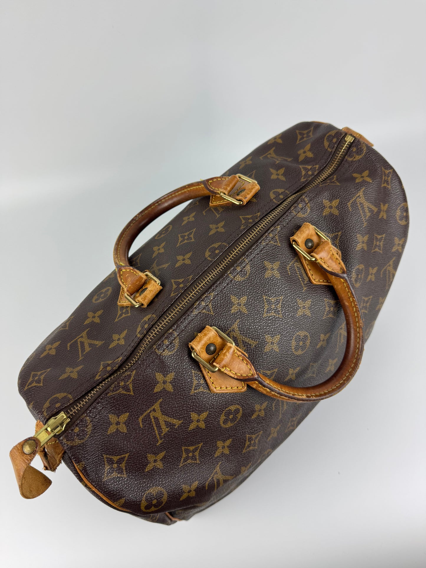 Louis Vuitton Speedy 35