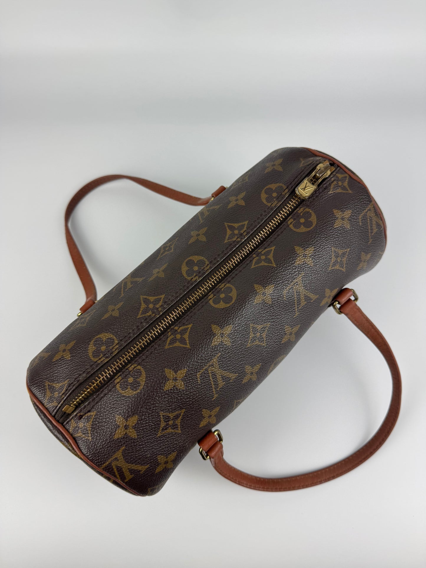 Louis Vuitton Papillon 26