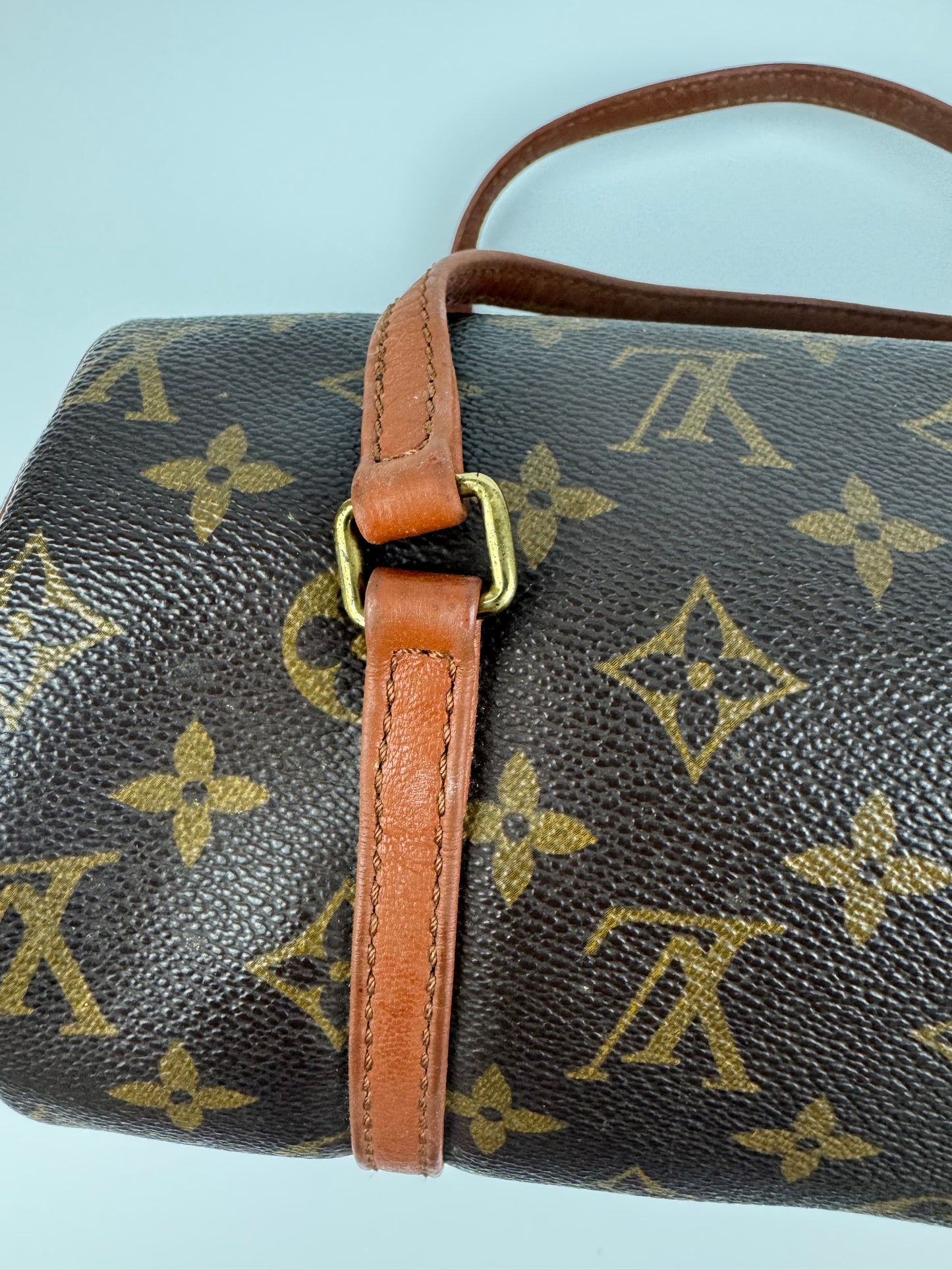 Louis Vuitton Papillon 26