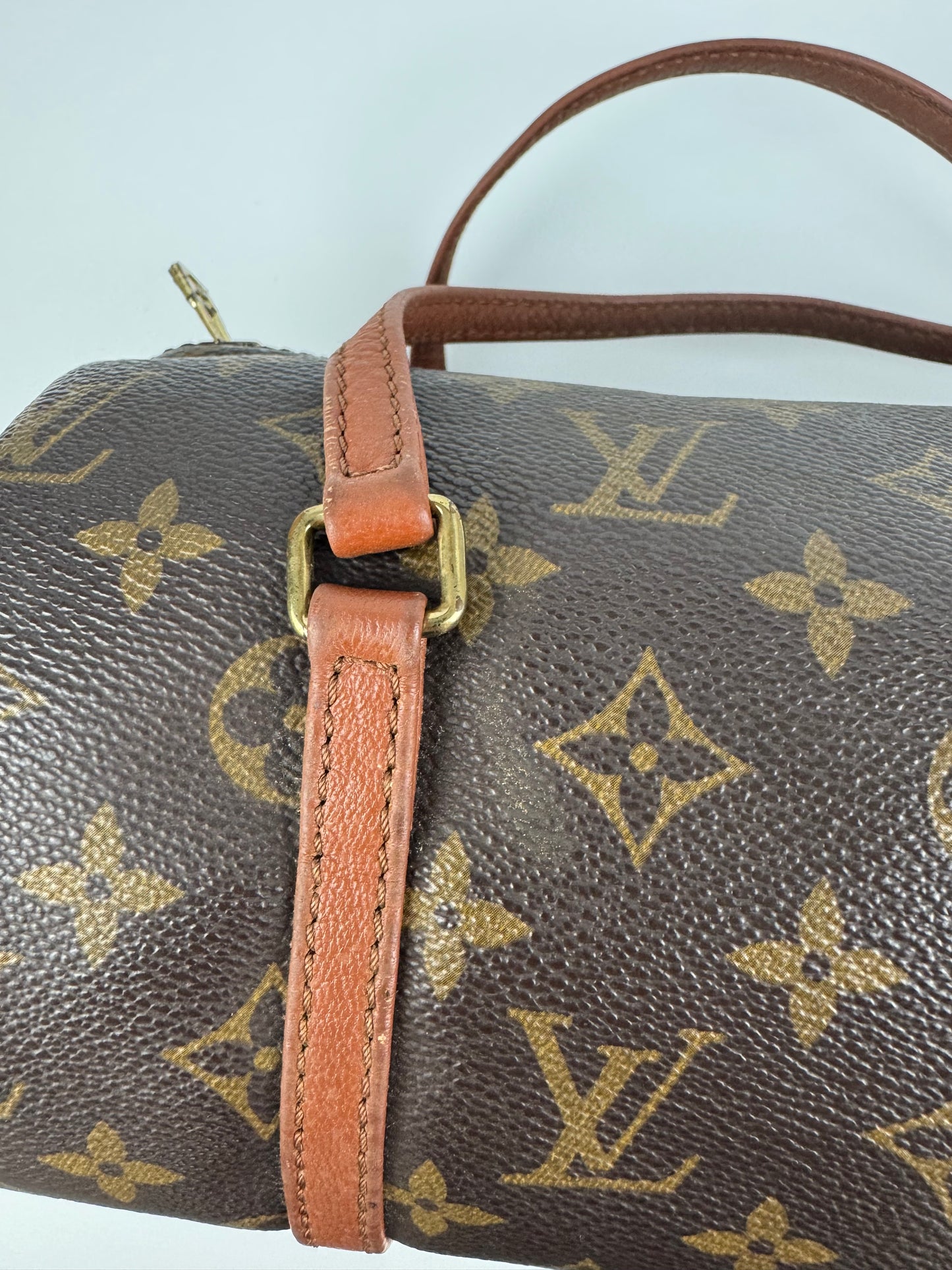 Louis Vuitton Papillon 26