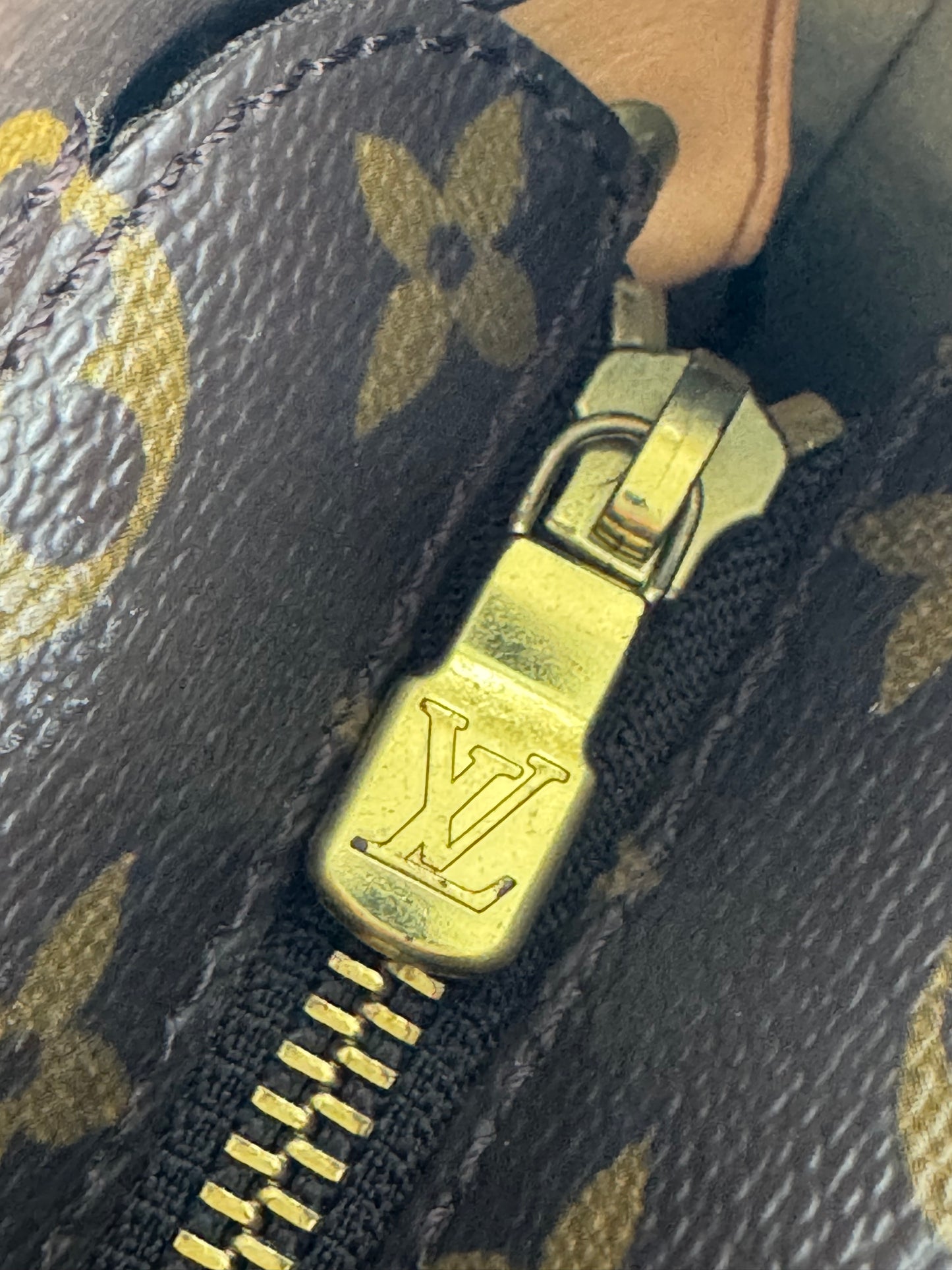Louis Vuitton Luco Shoulder Bag