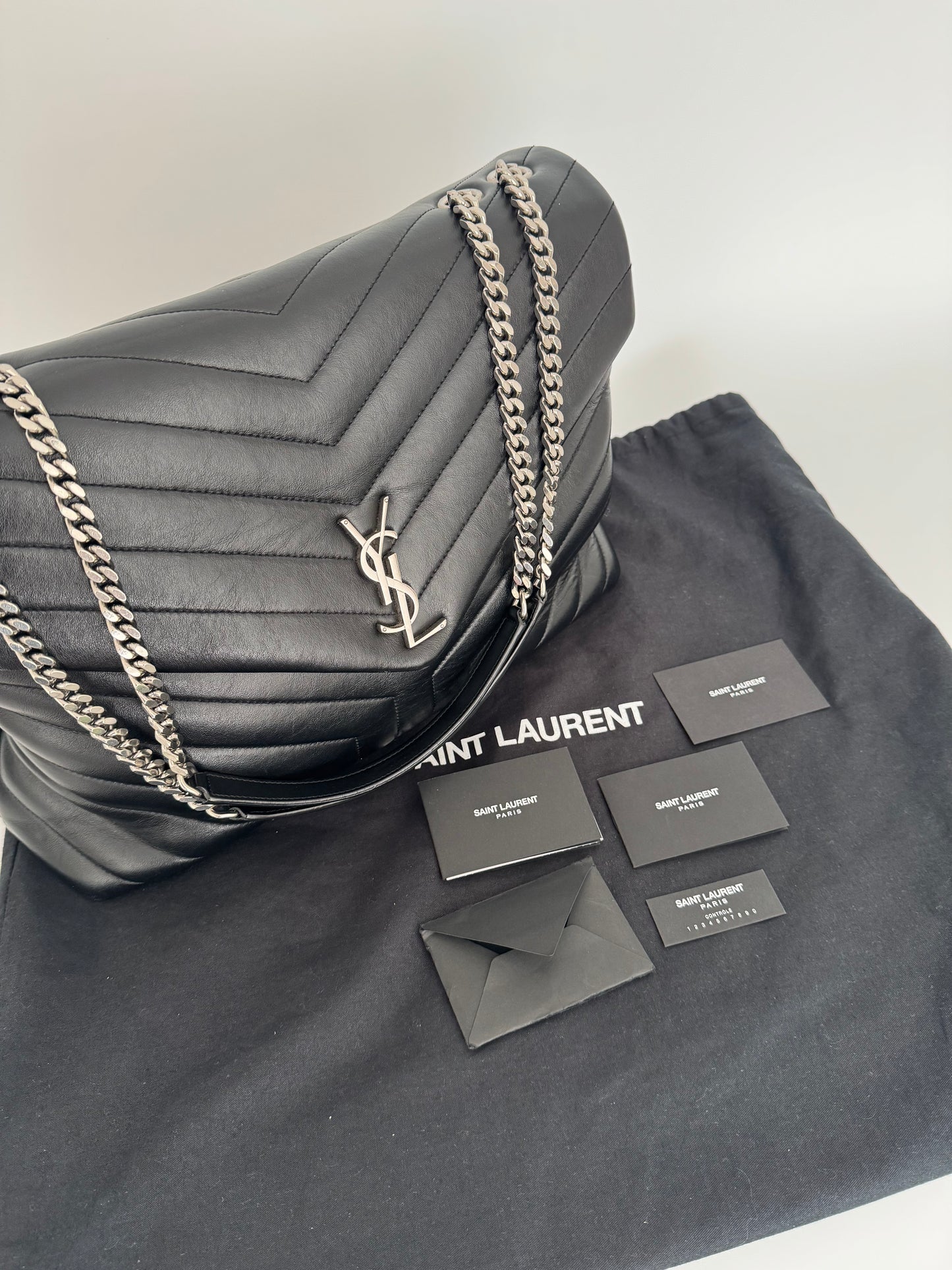 Saint Laurent Loulou Large