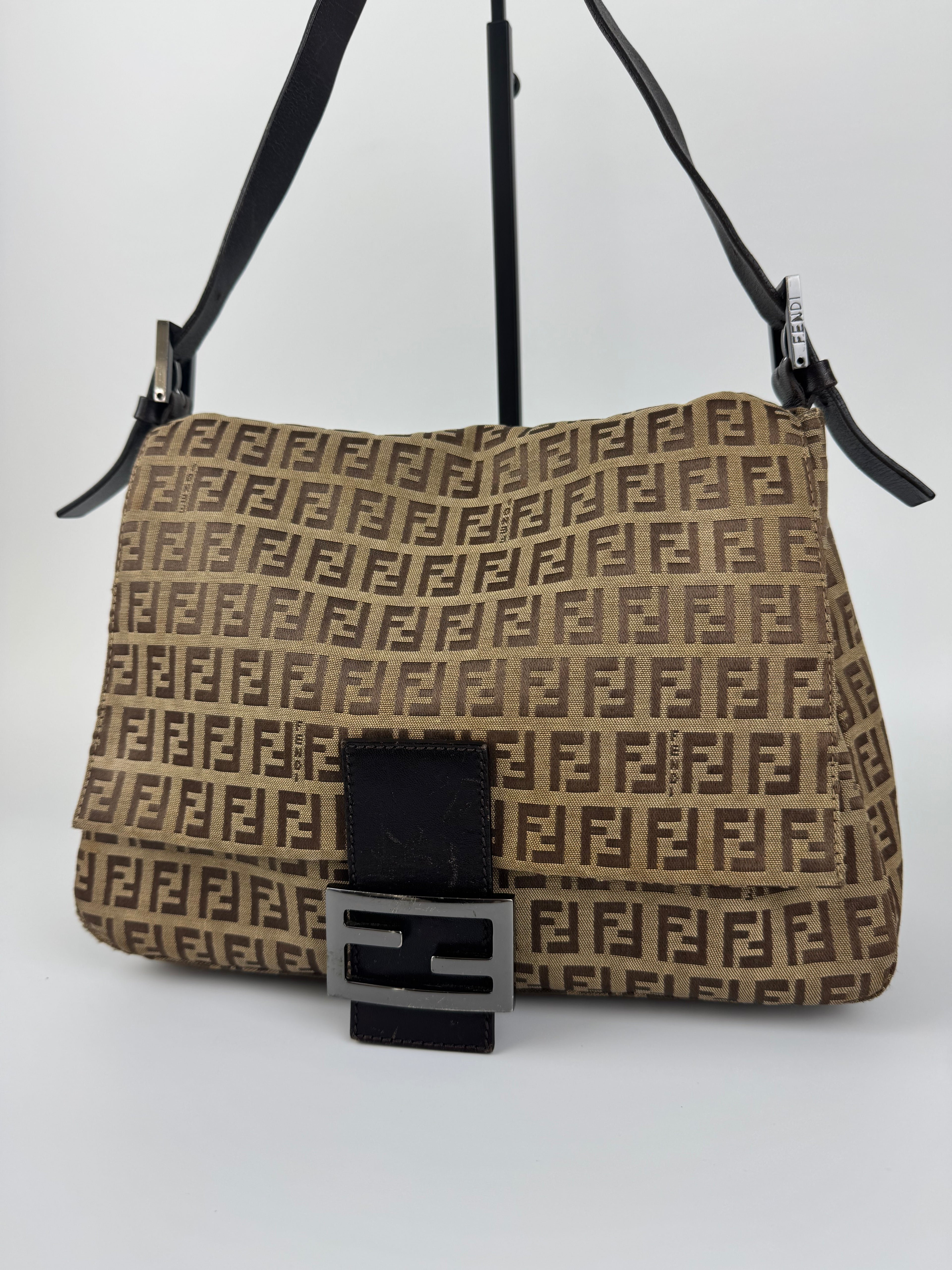 Fendi Mamma Baguette Shoulder Bag