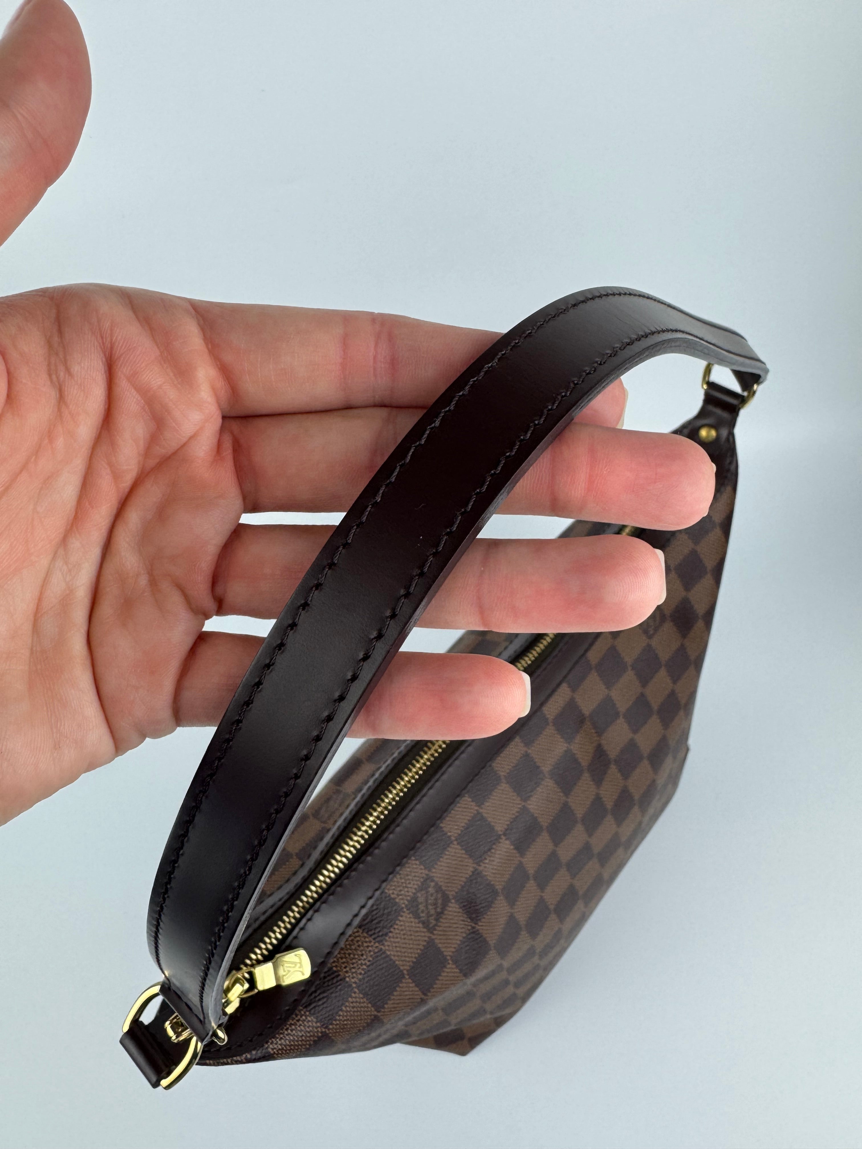 Louis Vuitton Damier Ebene Illovo MM