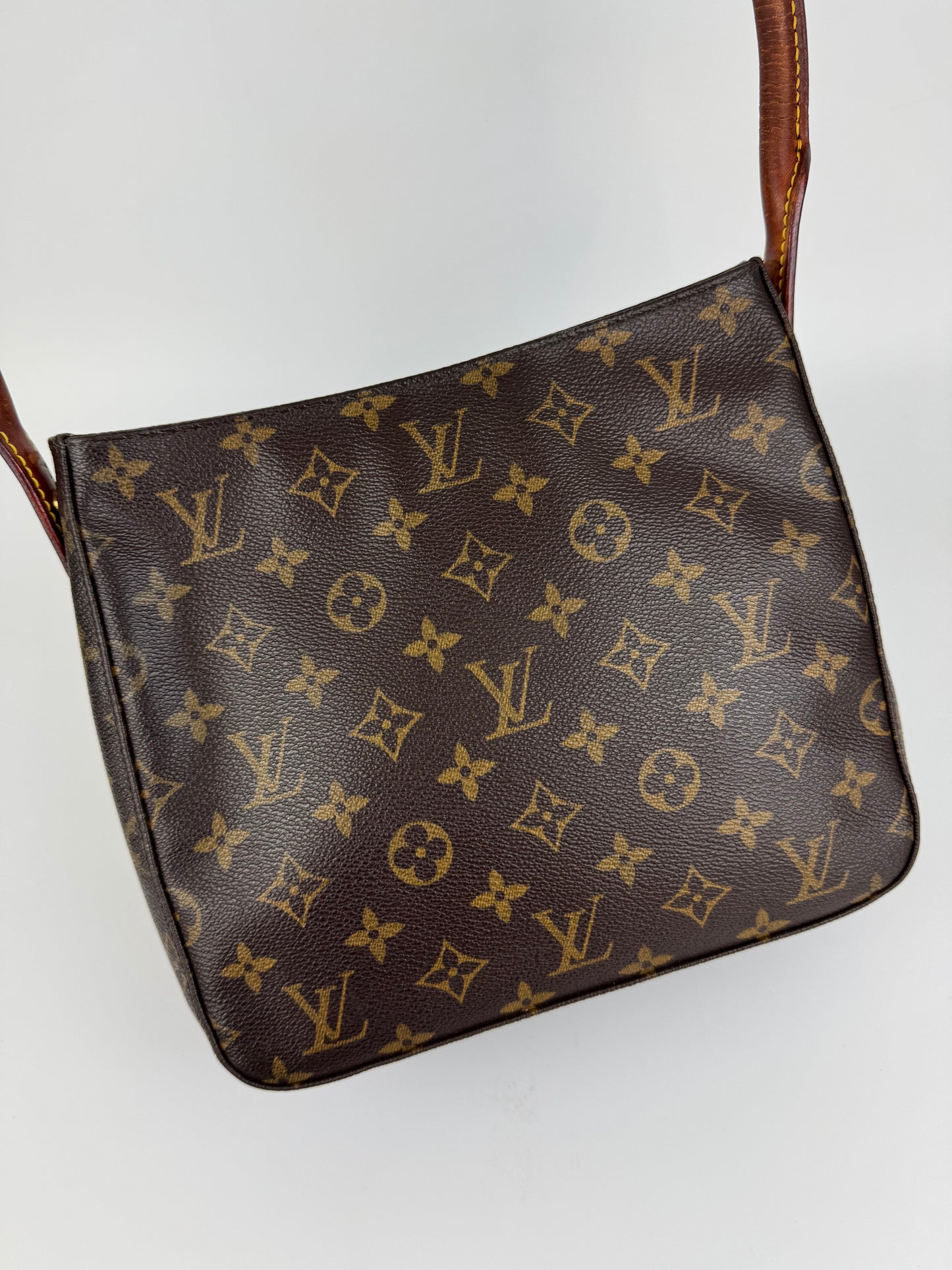 Louis Vuitton Looping MM Shoulder Bag