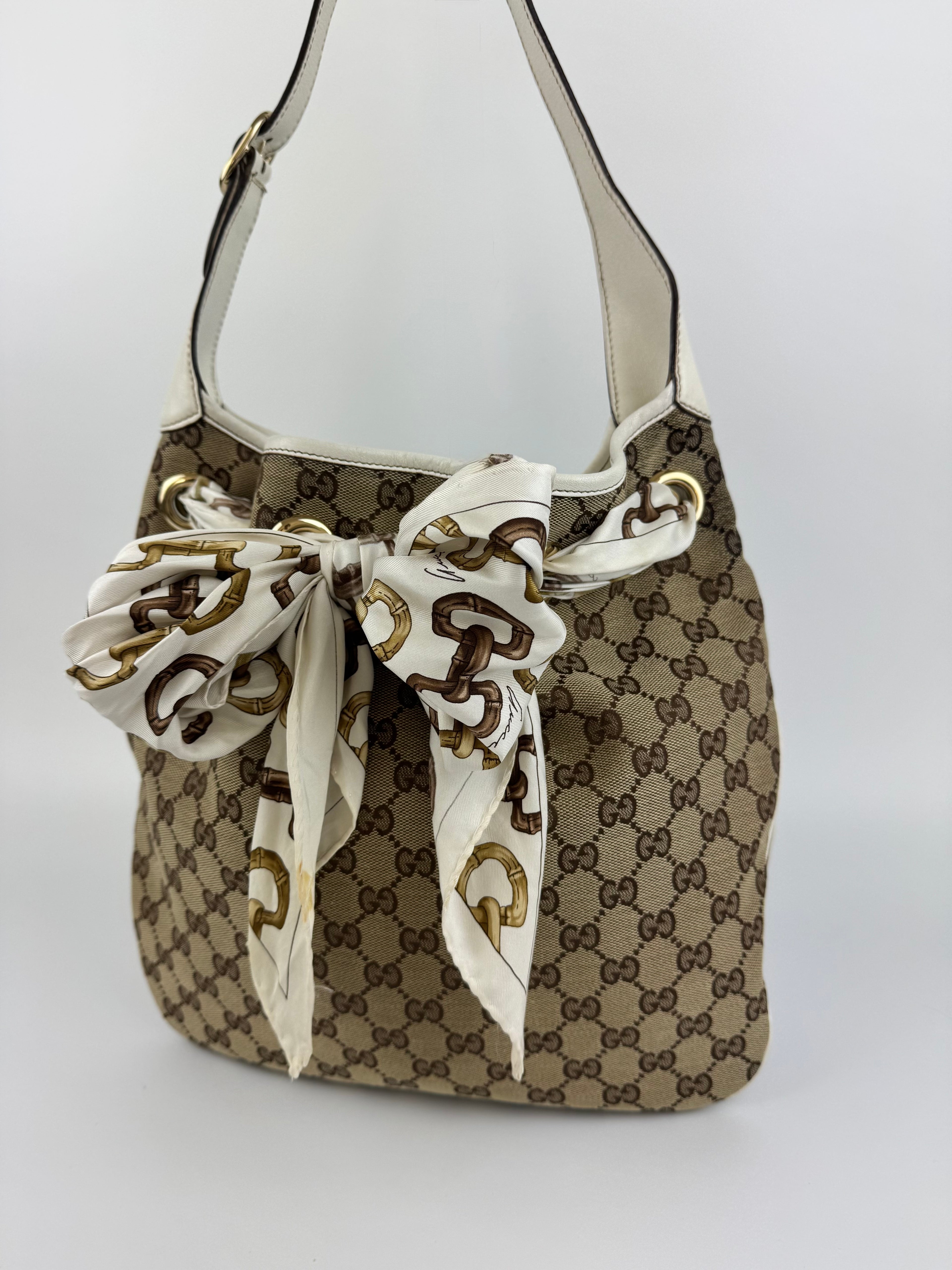 Gucci Shoulder Bag