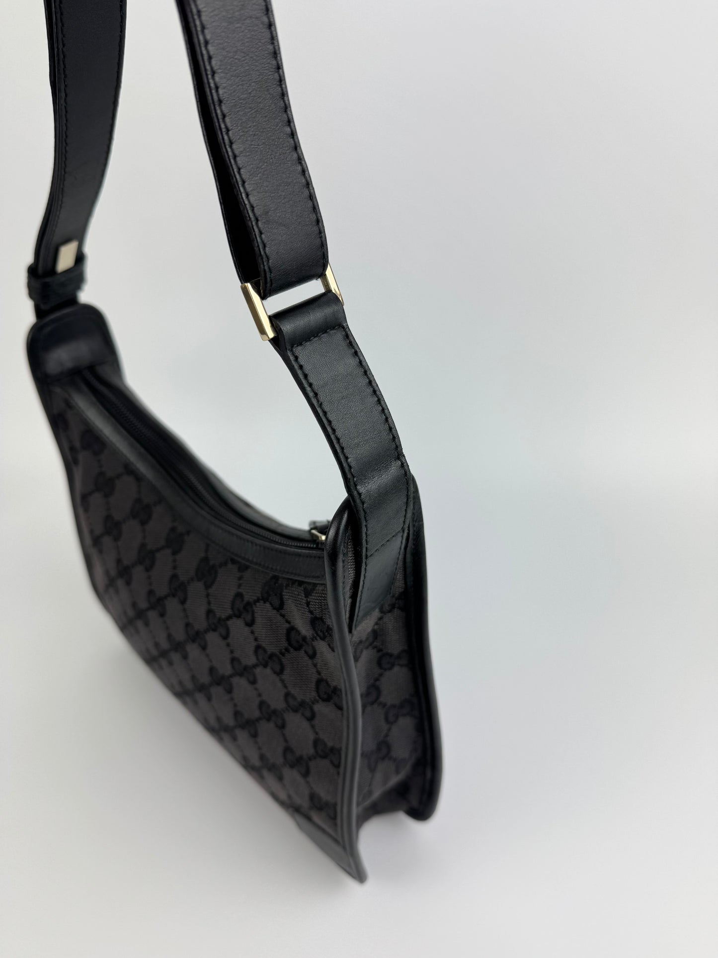 Gucci Shoulder Bag