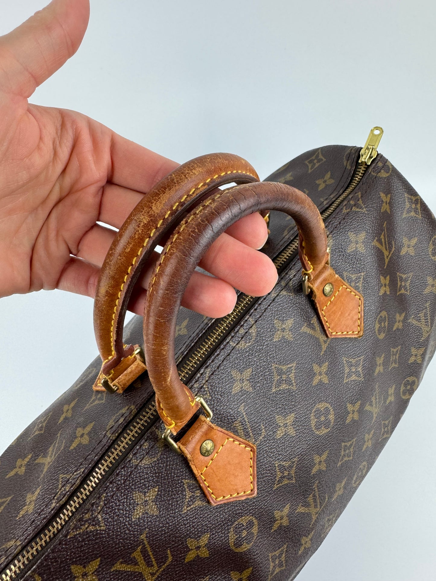 Louis Vuitton Speedy 35