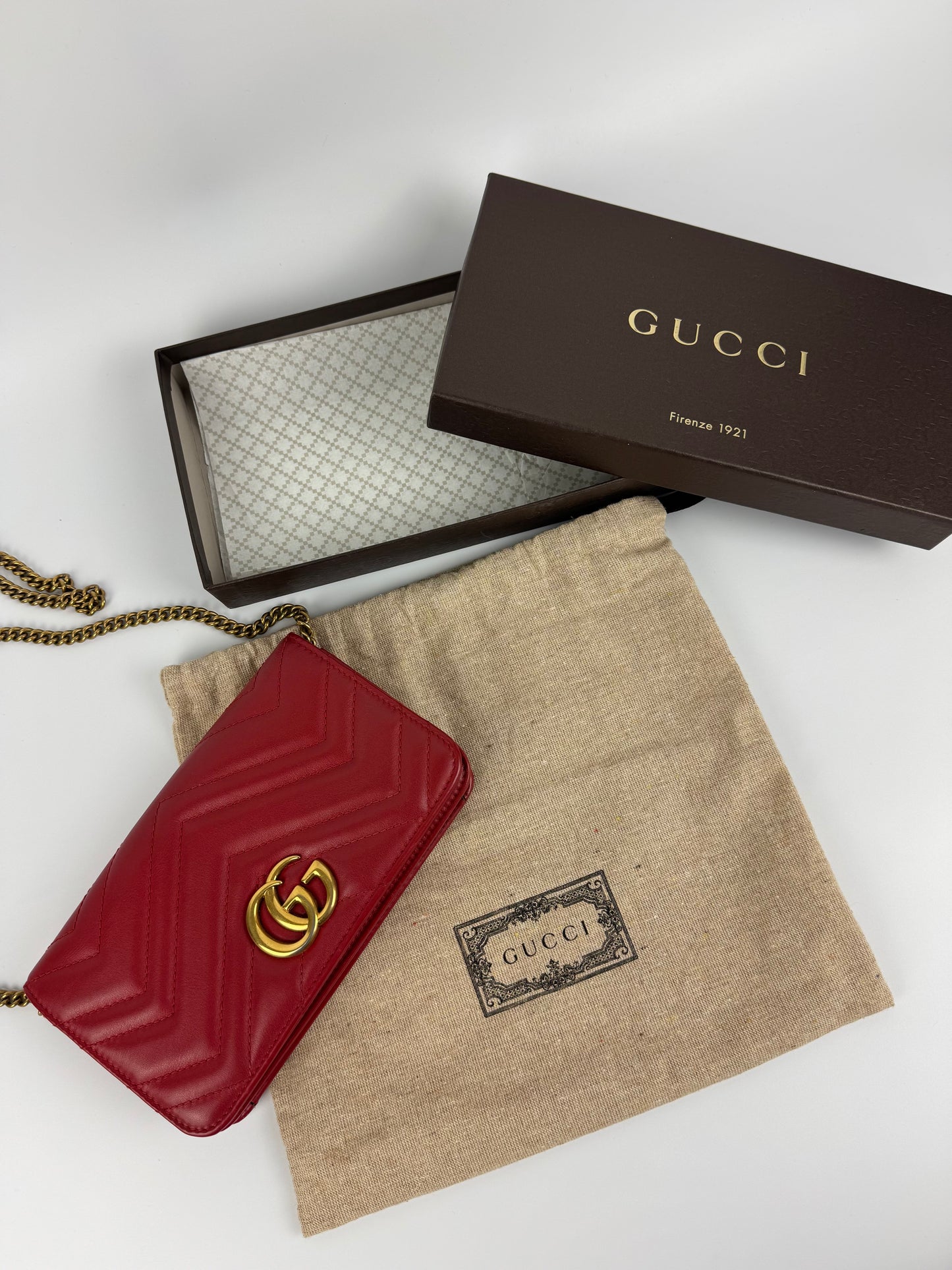 Gucci GG Marmont Chain Wallet