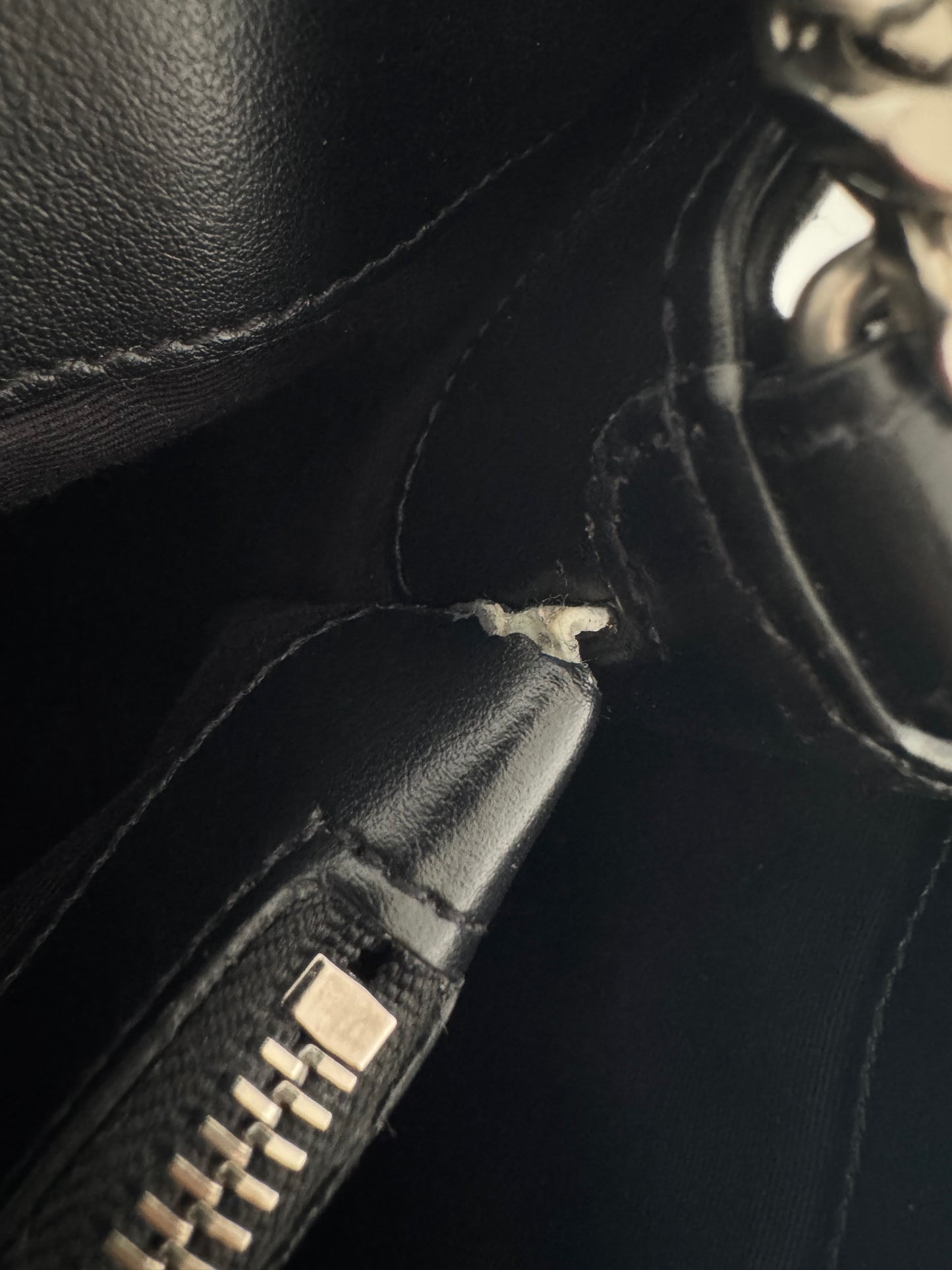 Saint Laurent Loulou Large