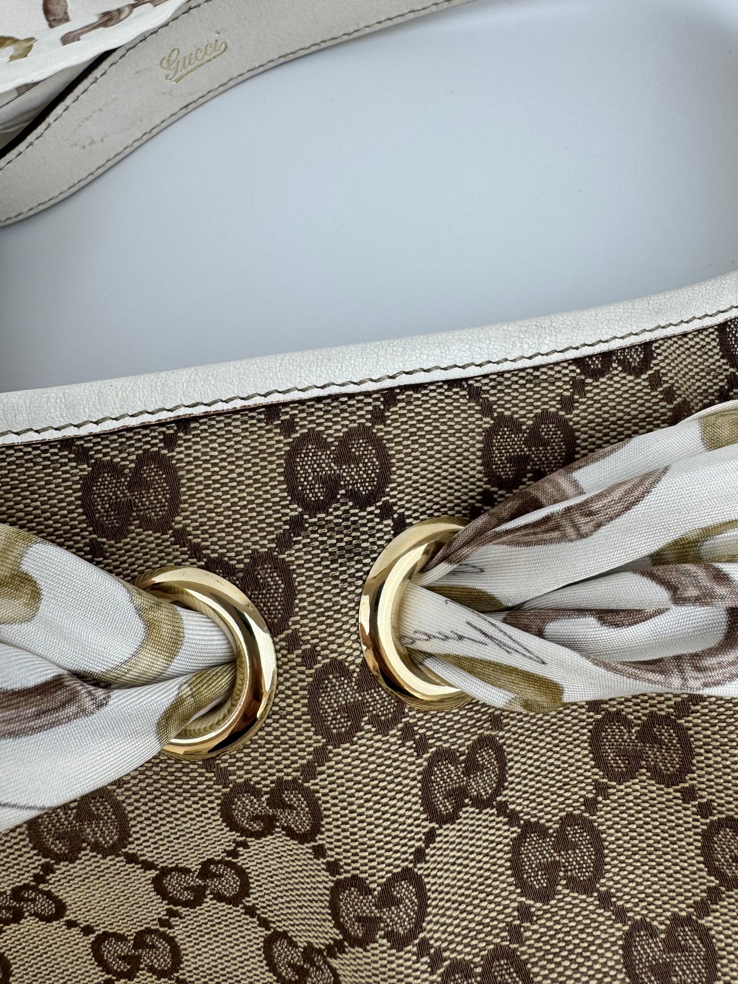 Gucci Shoulder Bag