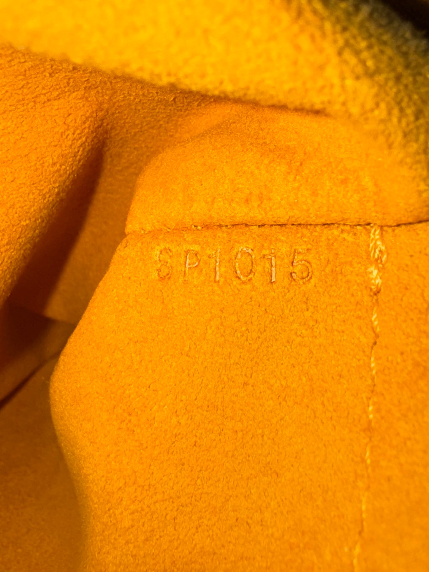 Louis Vuitton Neo Speedy Handbag