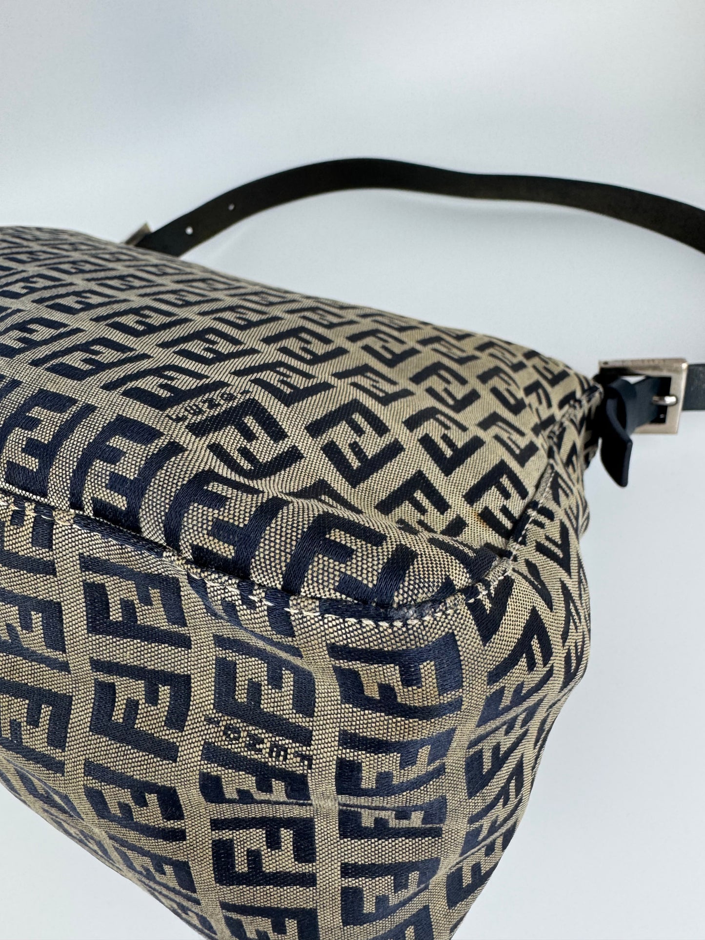 Fendi Mamma Baguette Shoulder Bag