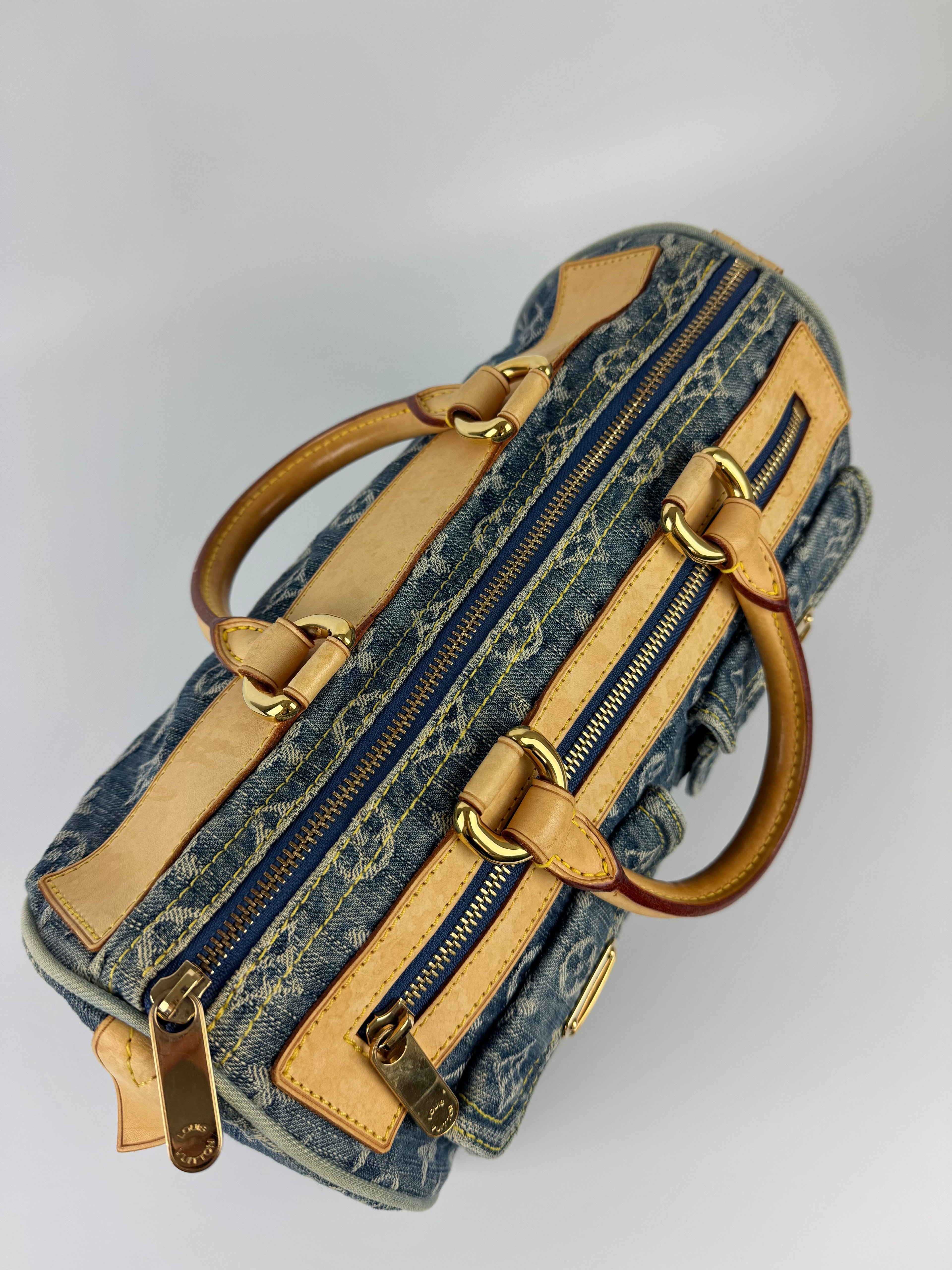 Louis Vuitton Neo Speedy Handbag