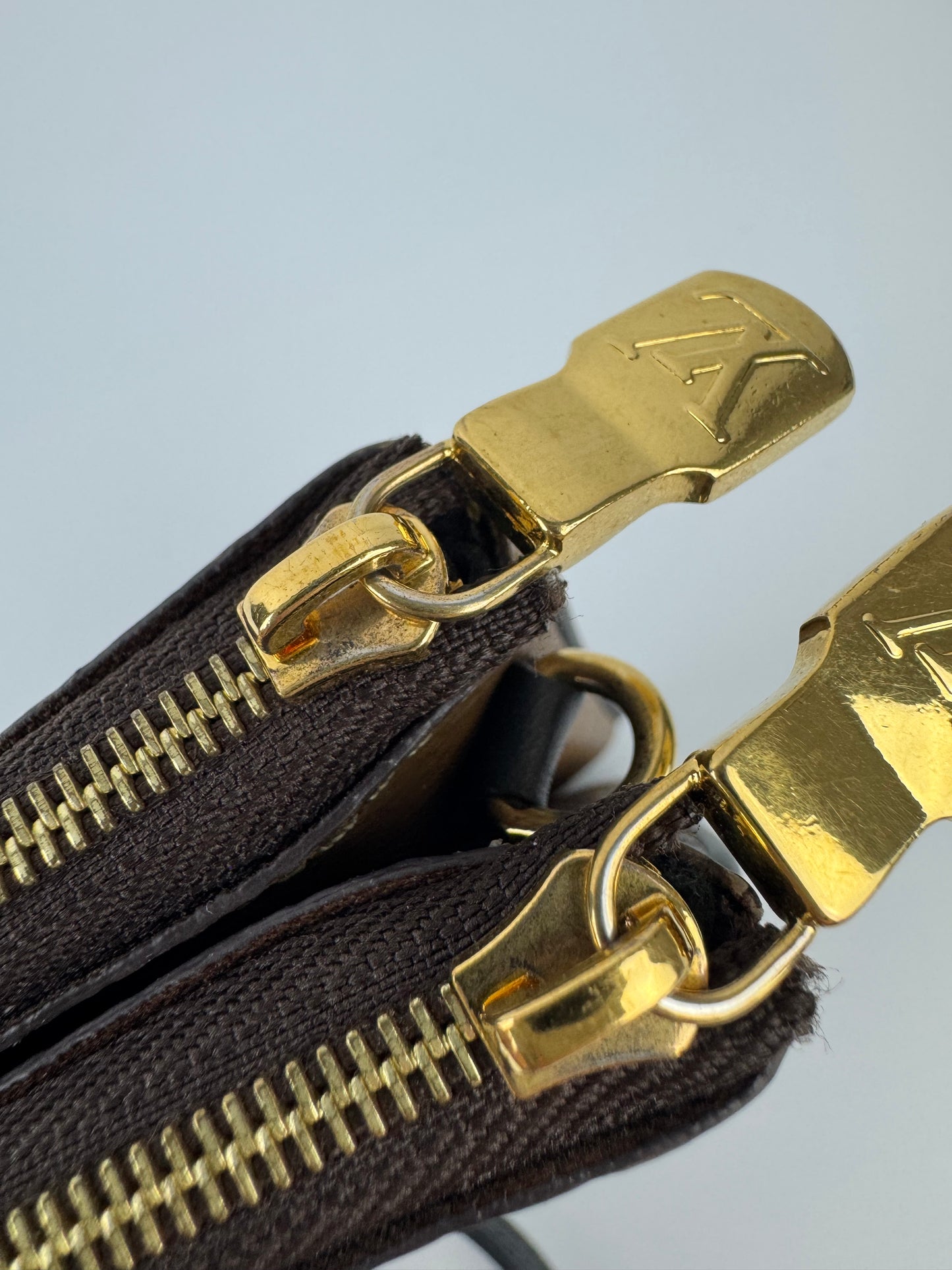 Louis Vuitton Reverse Pochette