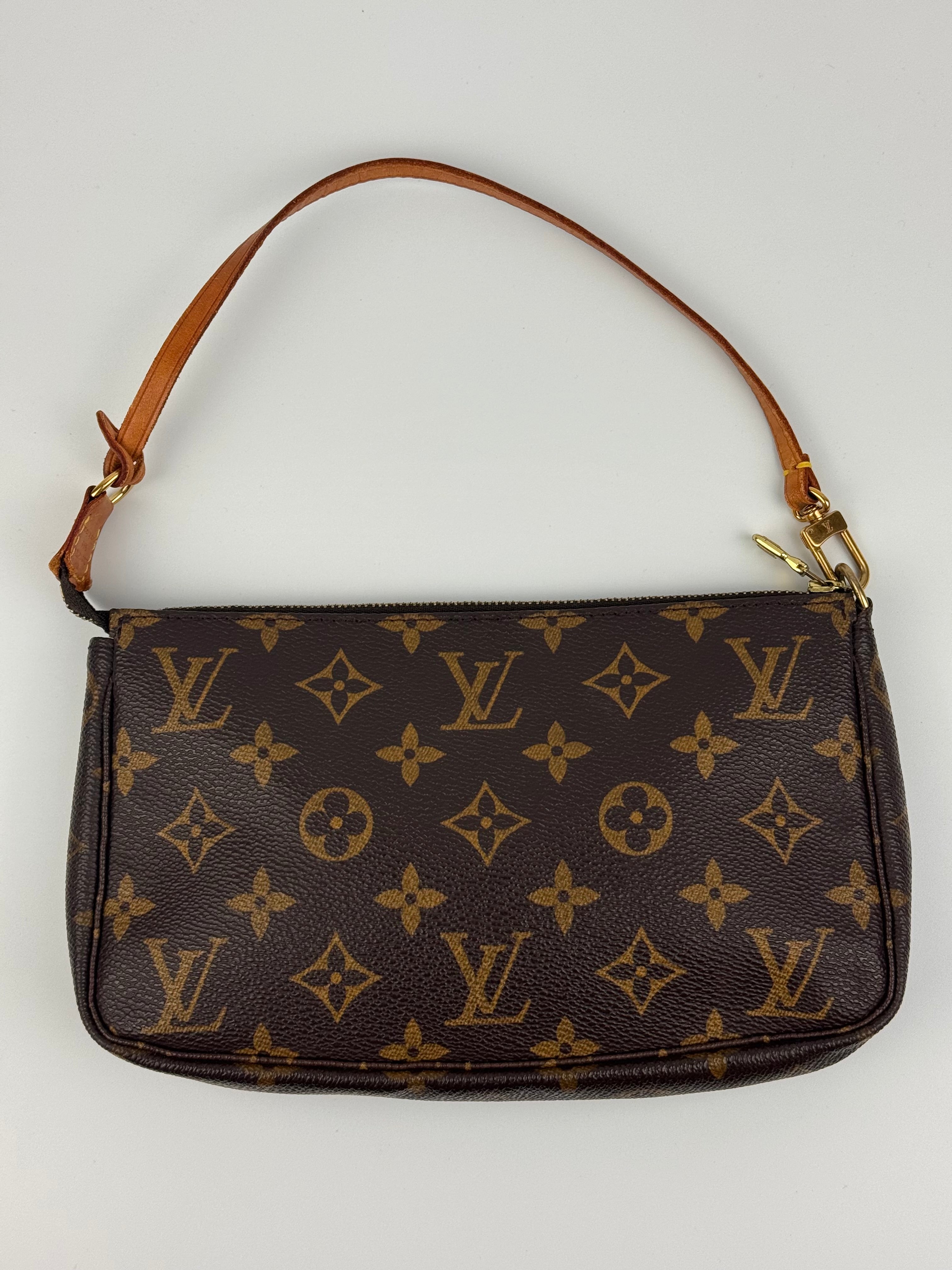 Louis Vuitton Pochette Accessoires