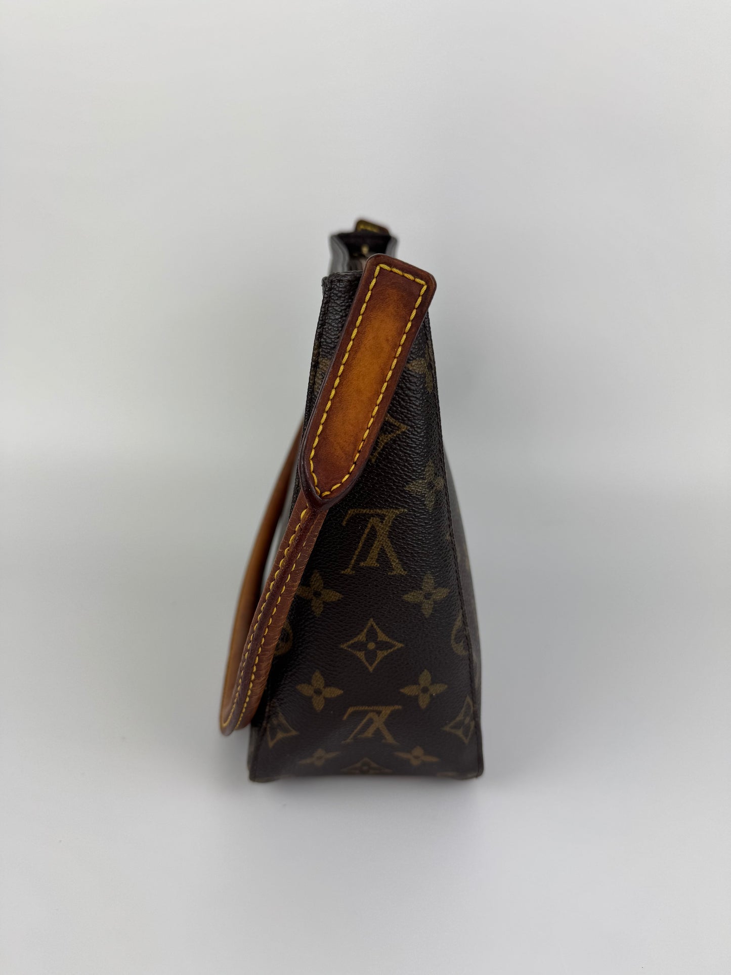 Louis Vuitton Looping MM Shoulder Bag