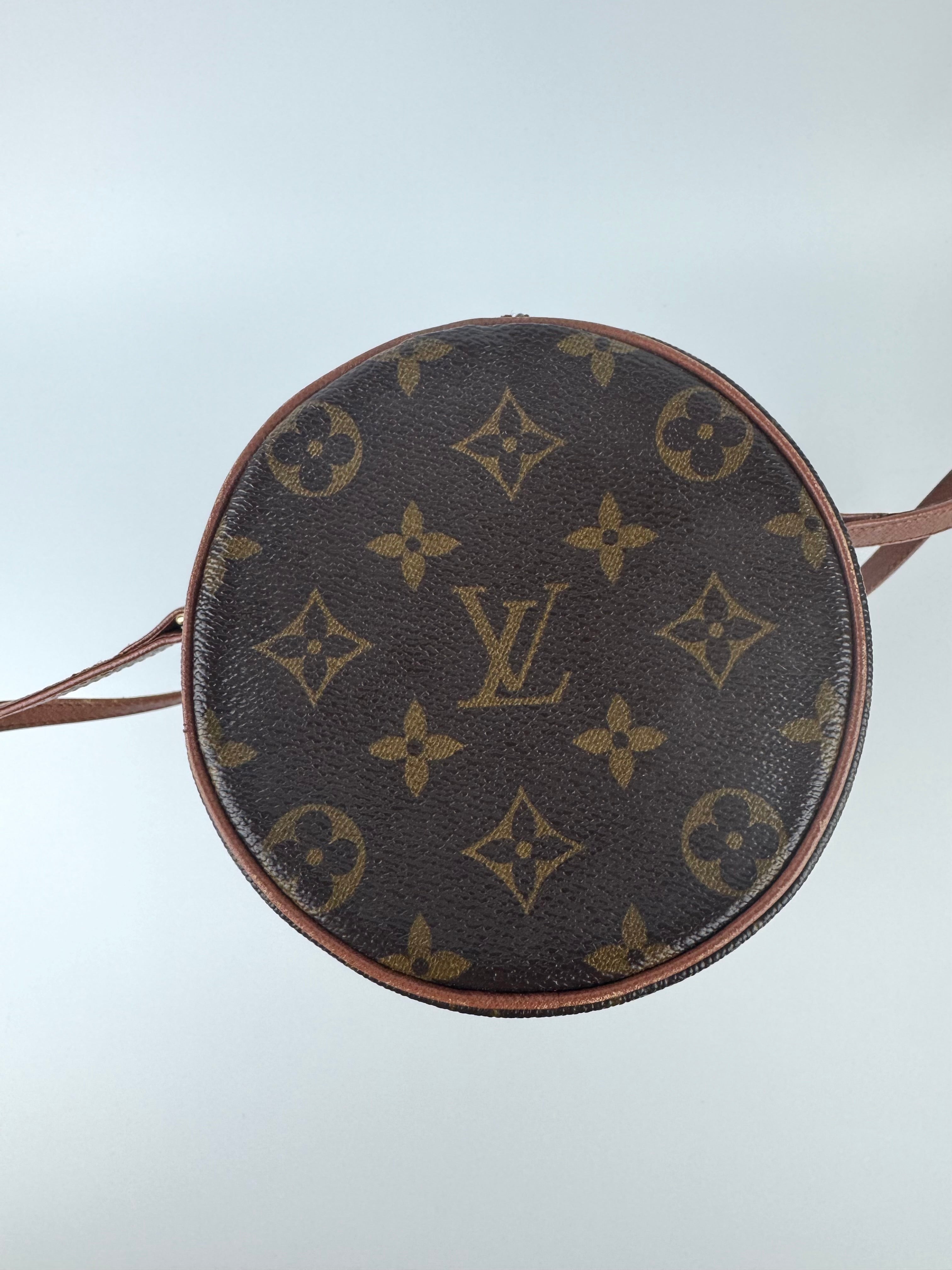 Louis Vuitton Papillon 26
