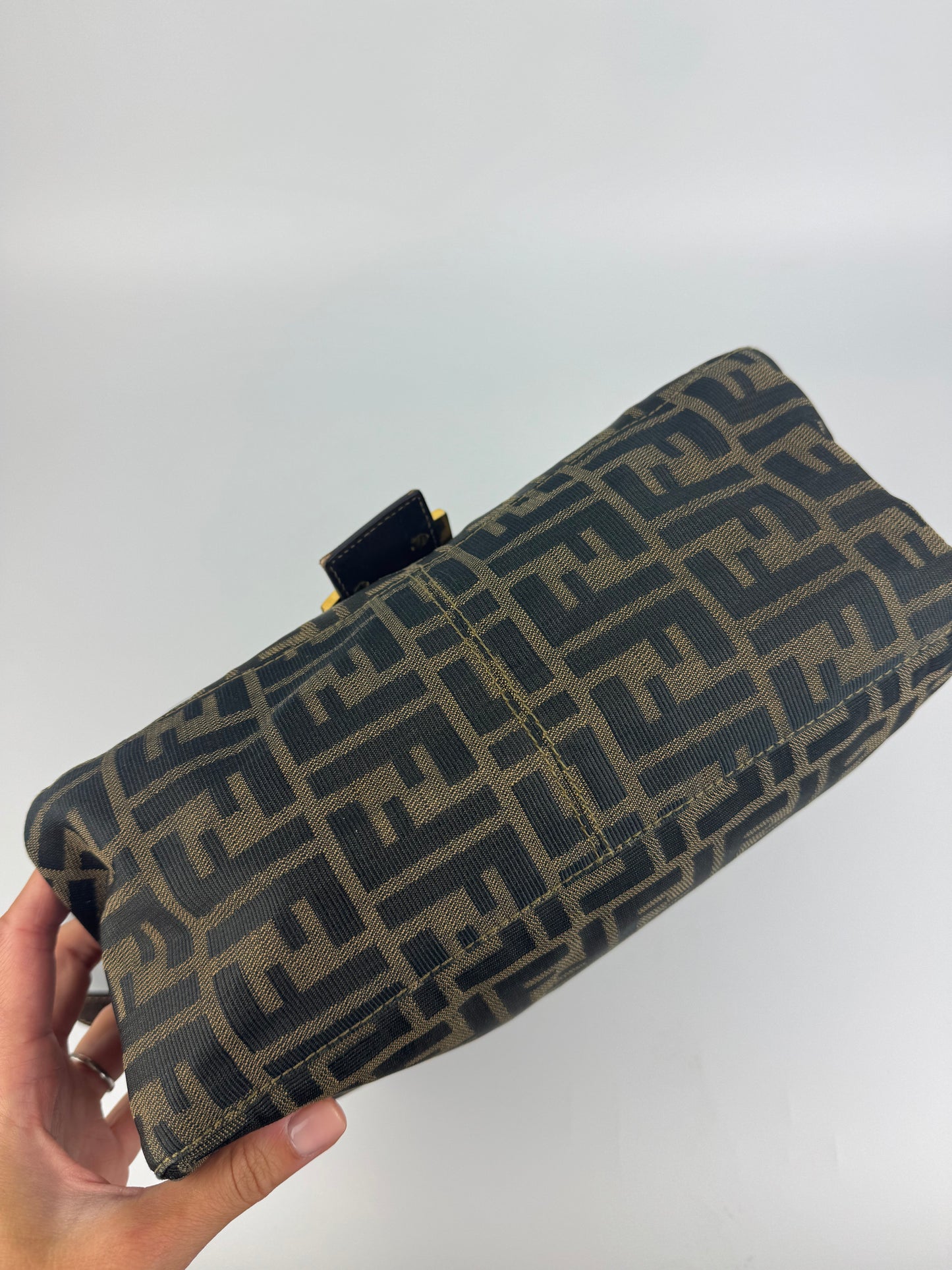 Fendi Mamma Baguette Shoulder Bag