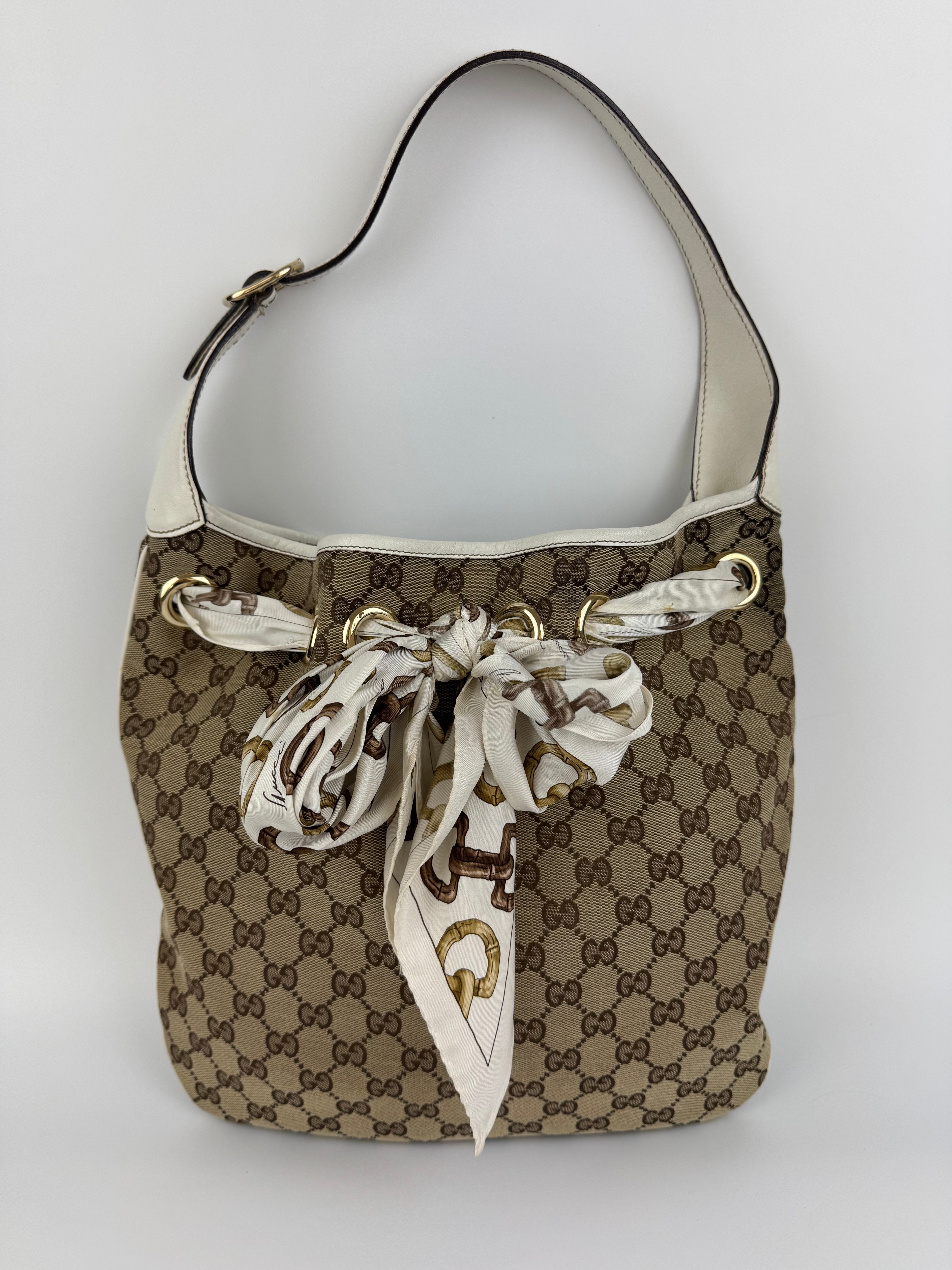 Gucci Shoulder Bag