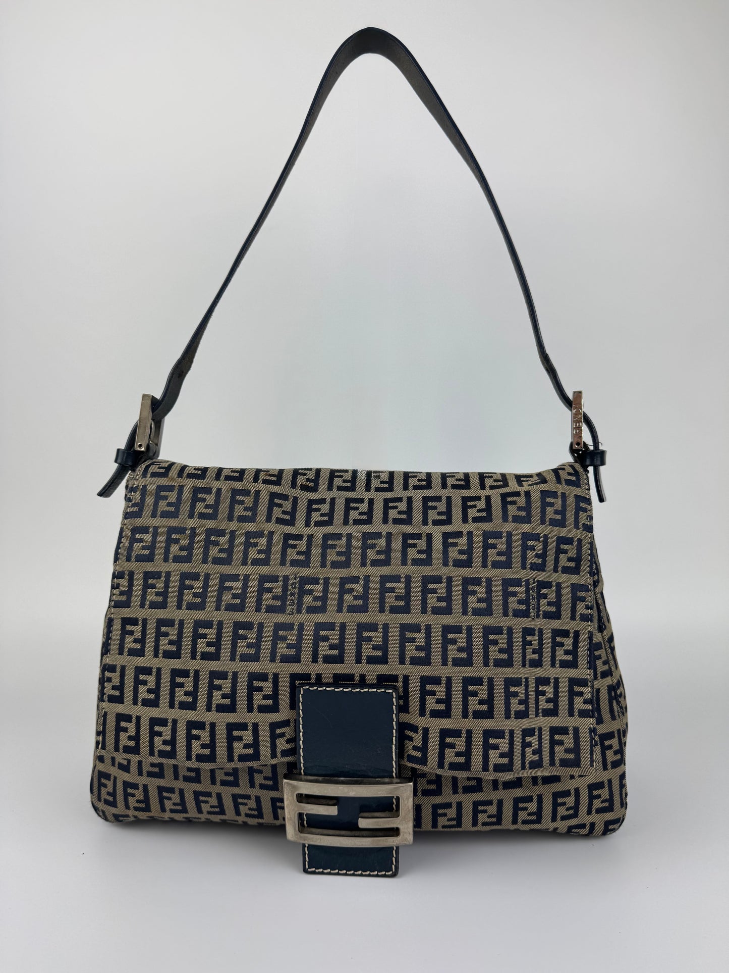 Fendi Mamma Baguette Shoulder Bag