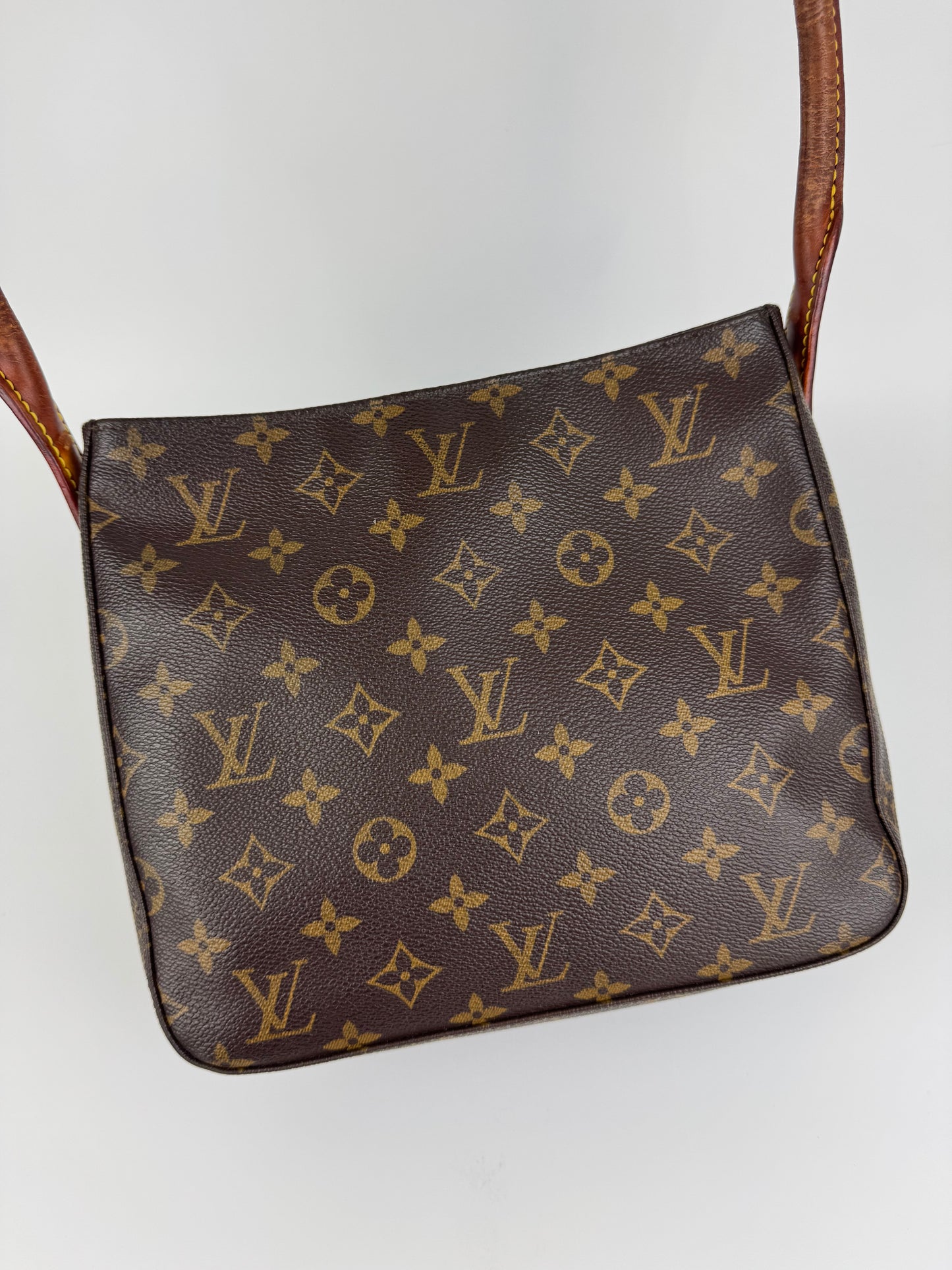 Louis Vuitton Looping MM Shoulder Bag