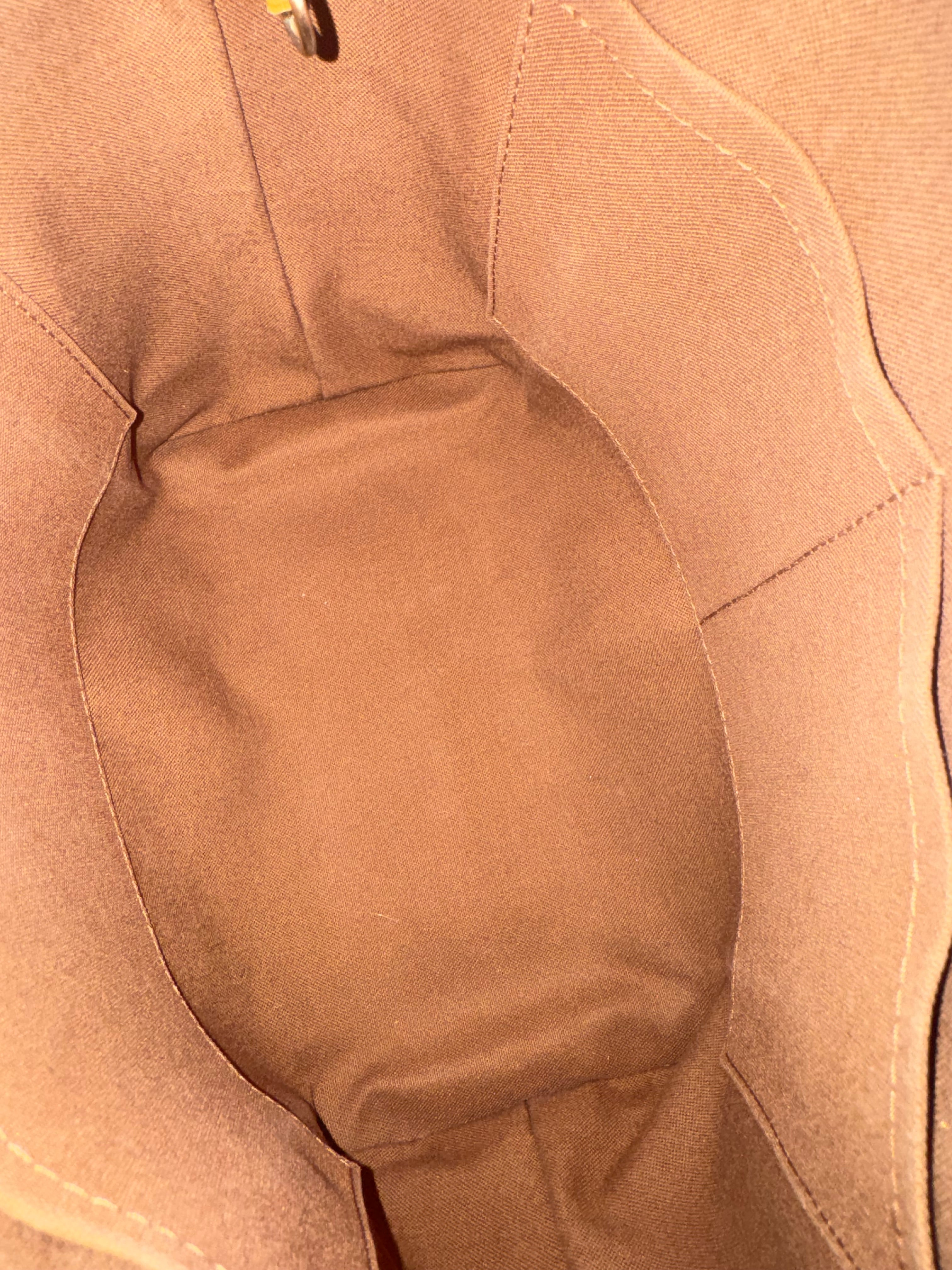 Louis Vuitton Totally PM