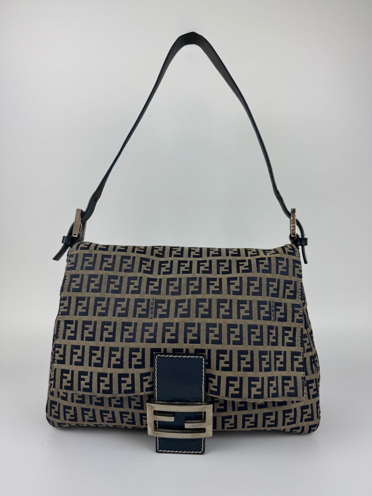 Fendi Mamma Baguette Shoulder Bag