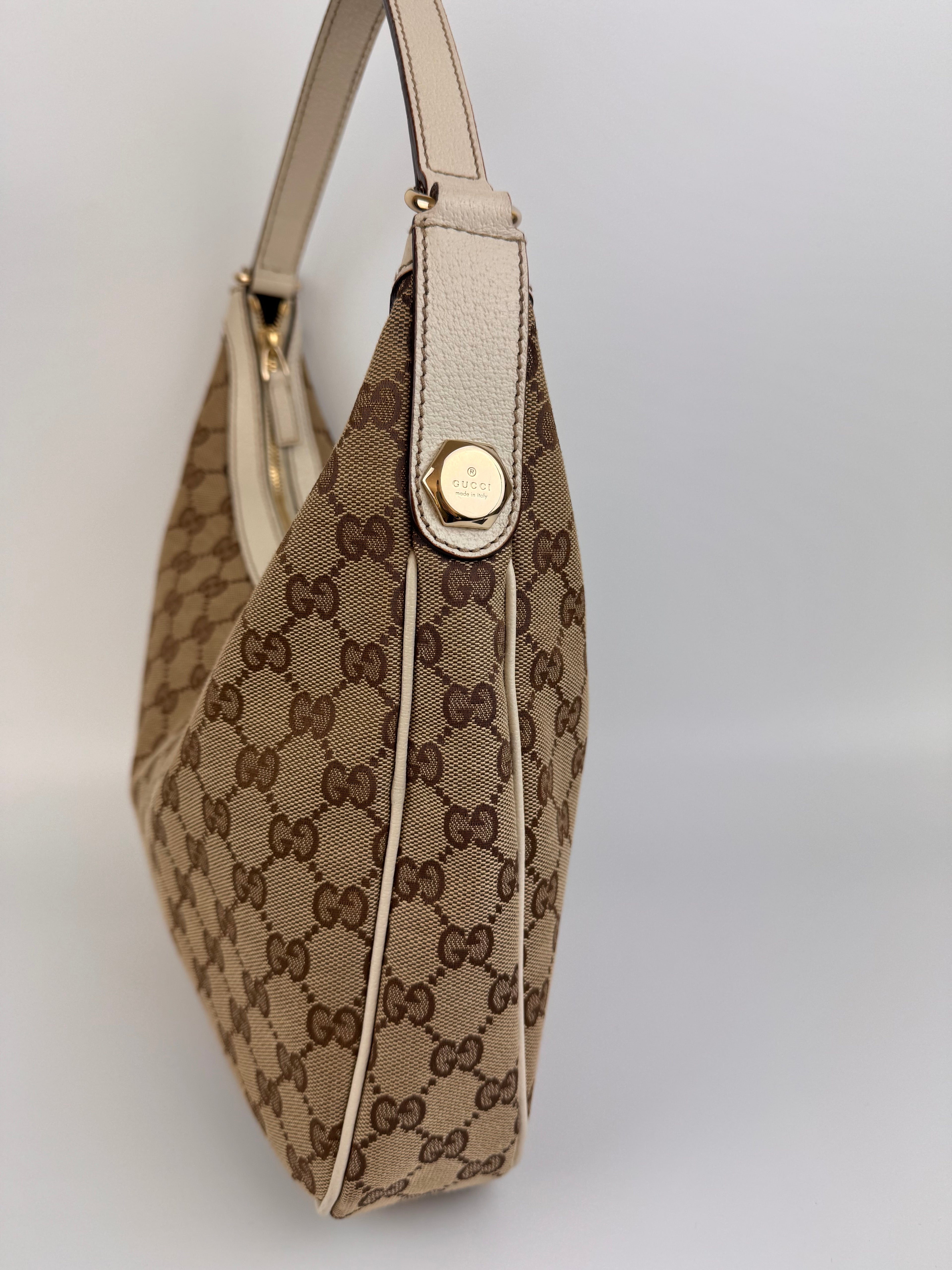 Gucci Shoulder Bag