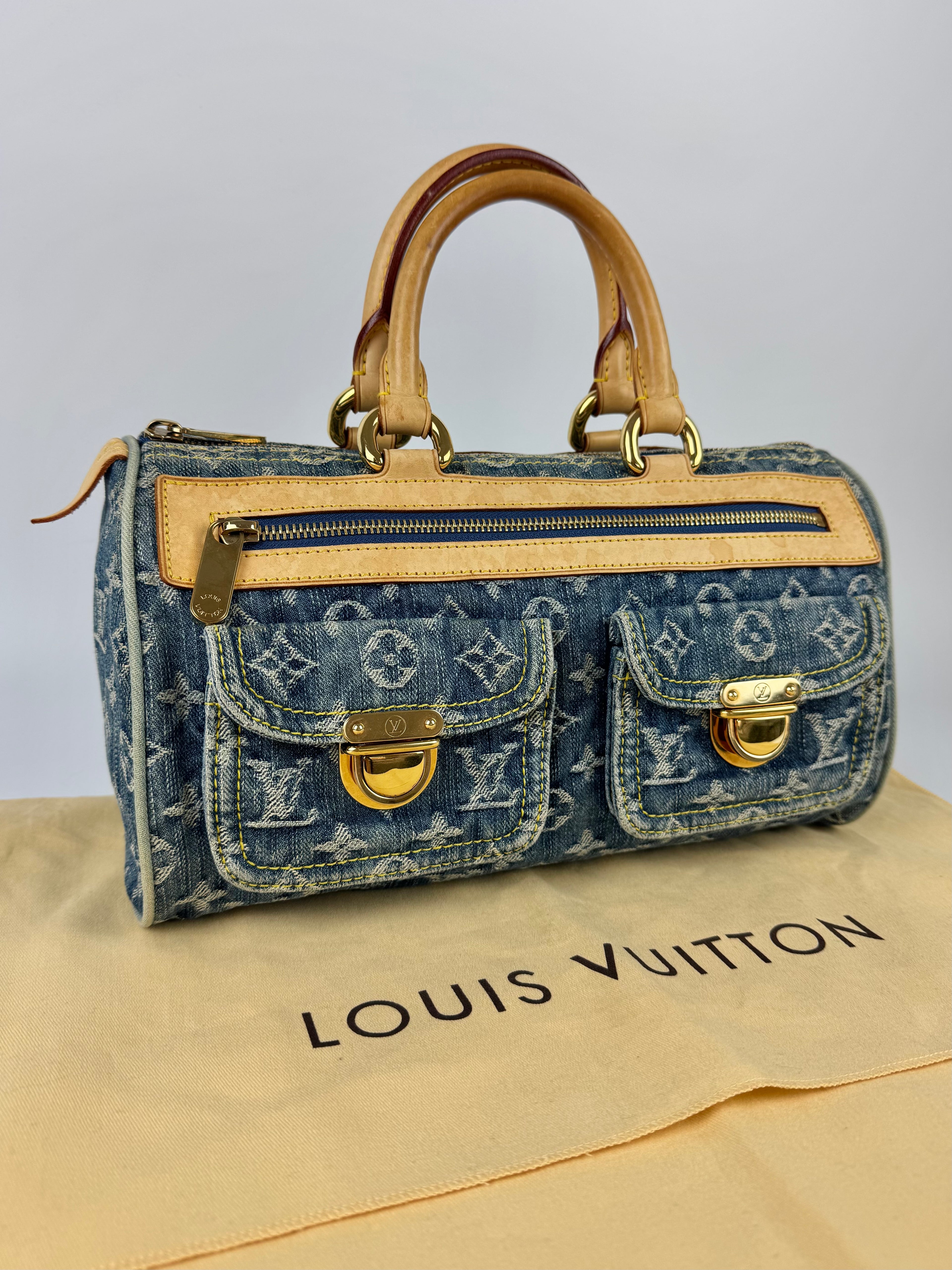 Louis Vuitton Neo Speedy Handbag