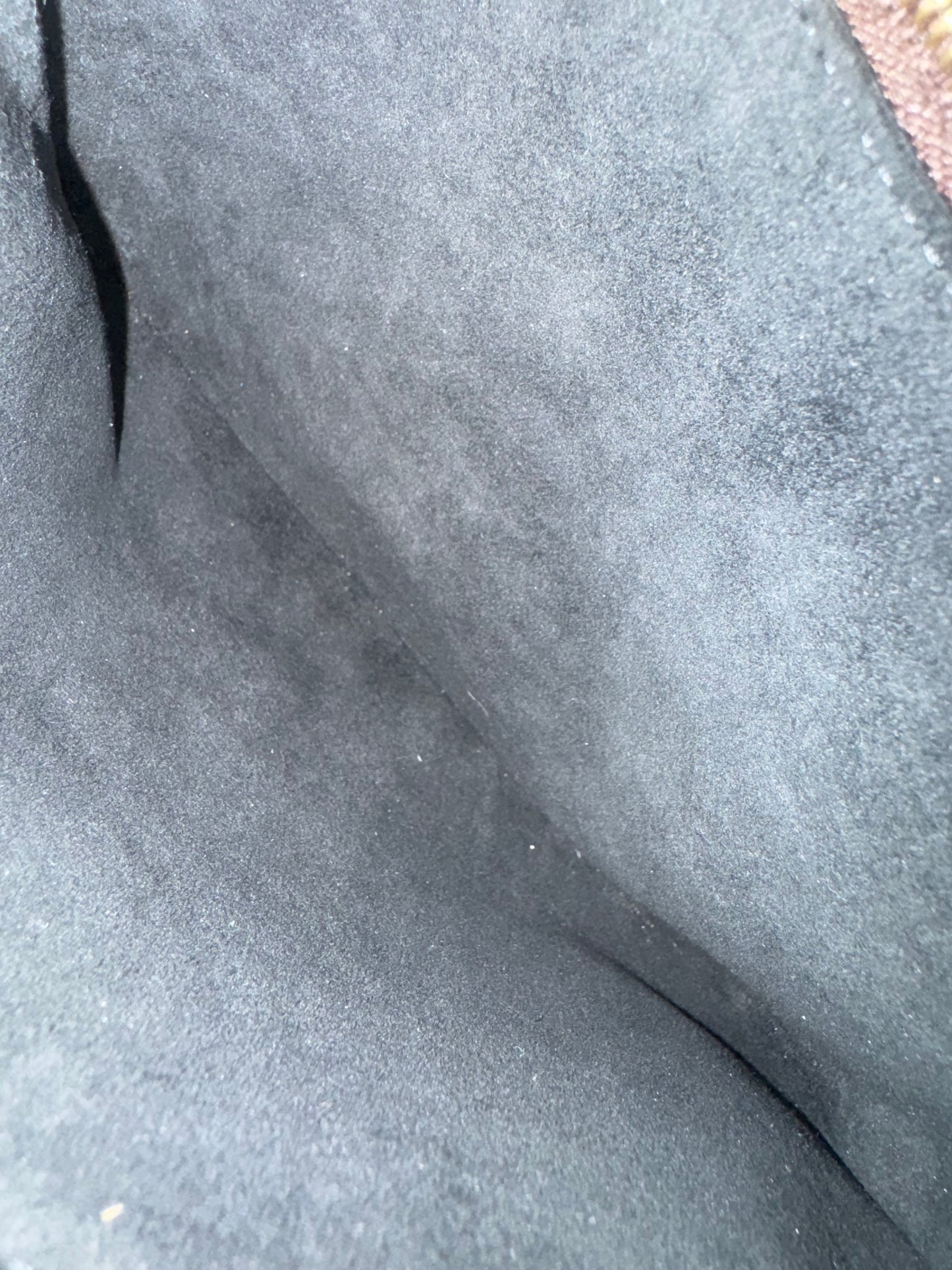 Louis Vuitton Reverse Pochette