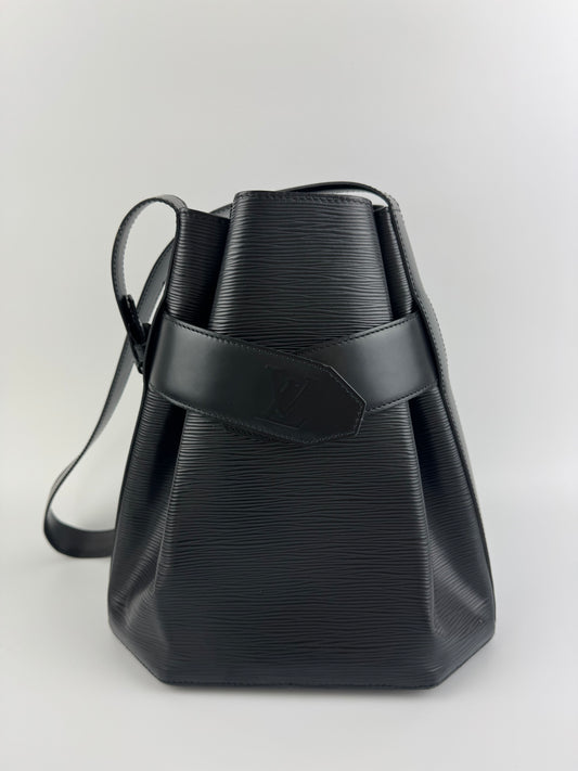 Louis Vuitton Sac De Paule Bucket Bag