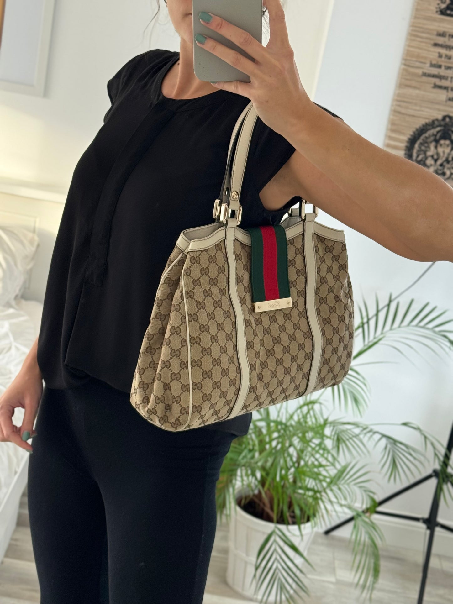 Gucci Sherry Tote Bag