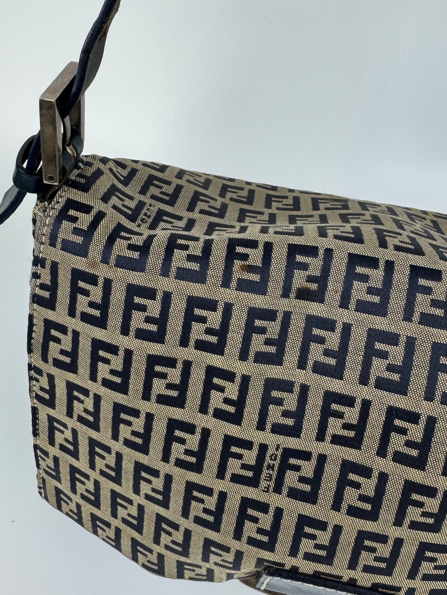 Fendi Mamma Baguette Shoulder Bag