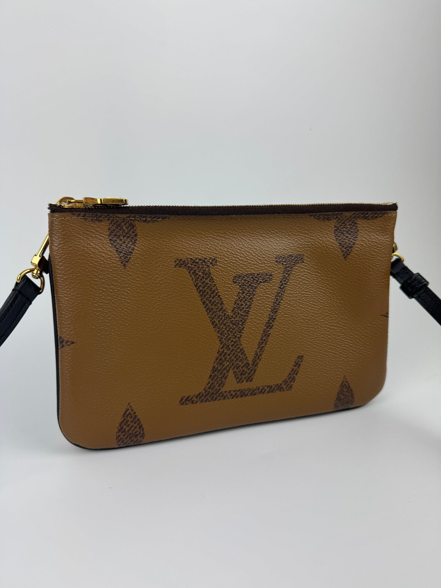 Louis Vuitton Reverse Pochette