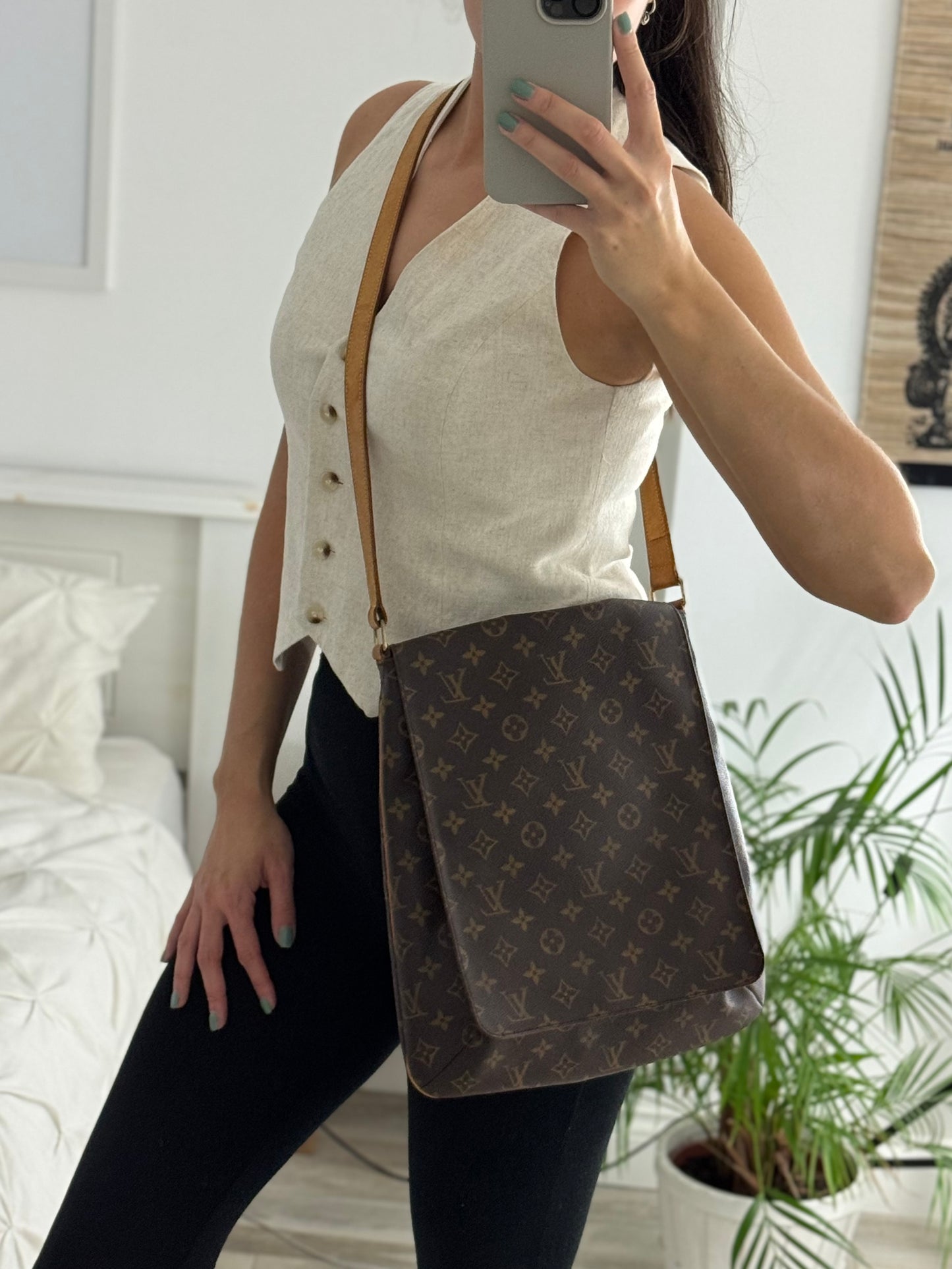 Louis Vuitton Musette Crossbosy Bag