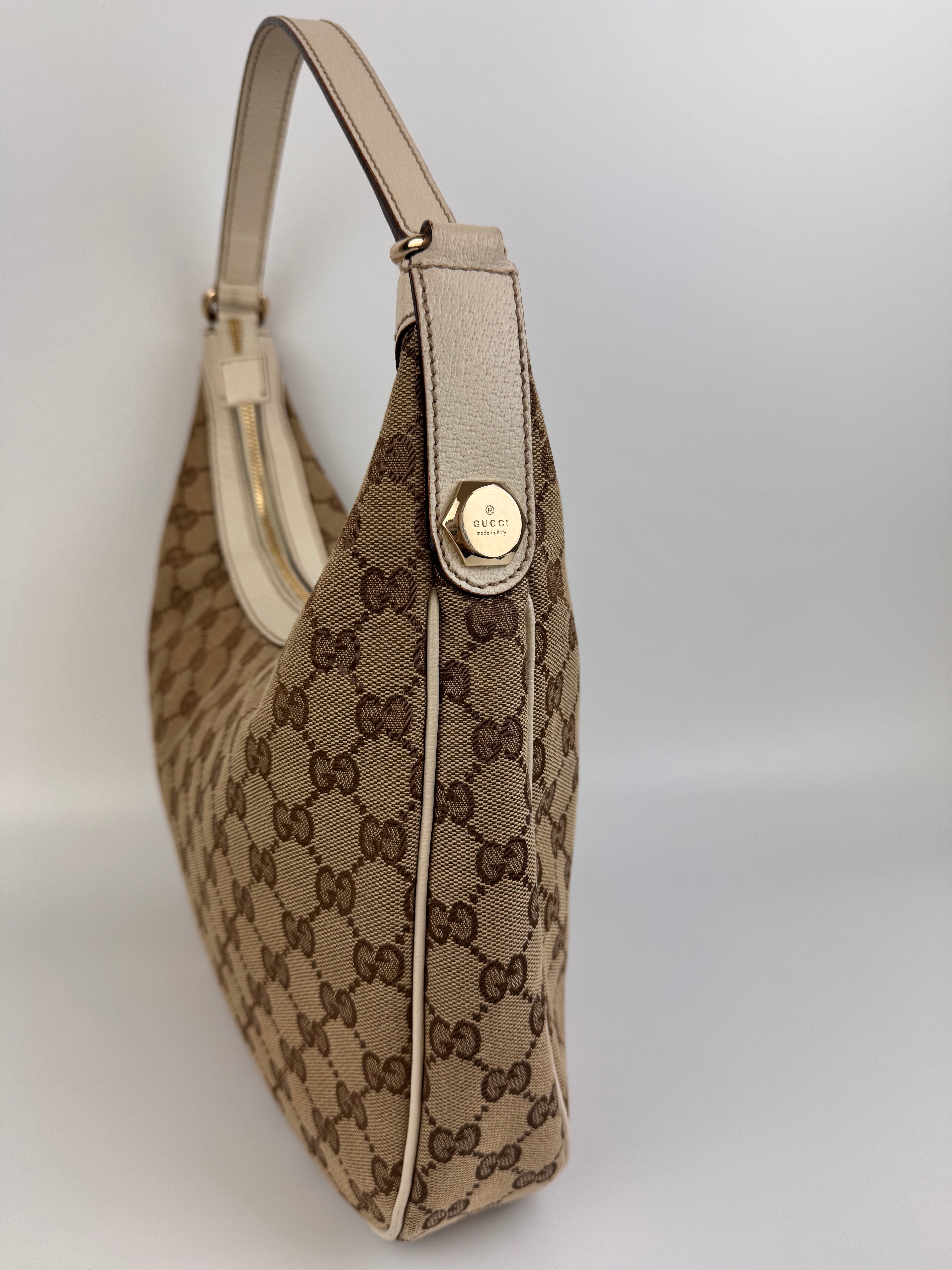 Gucci Shoulder Bag