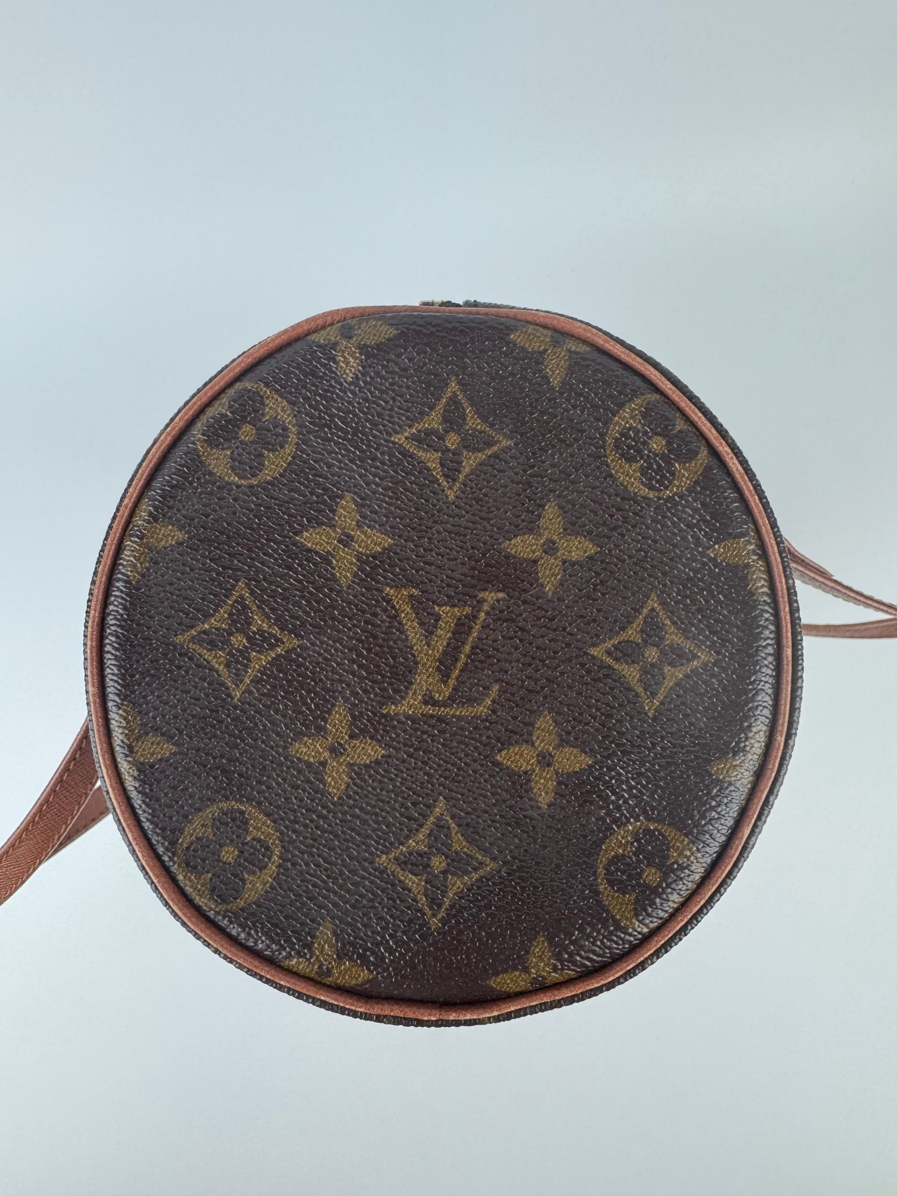 Louis Vuitton Papillon 26