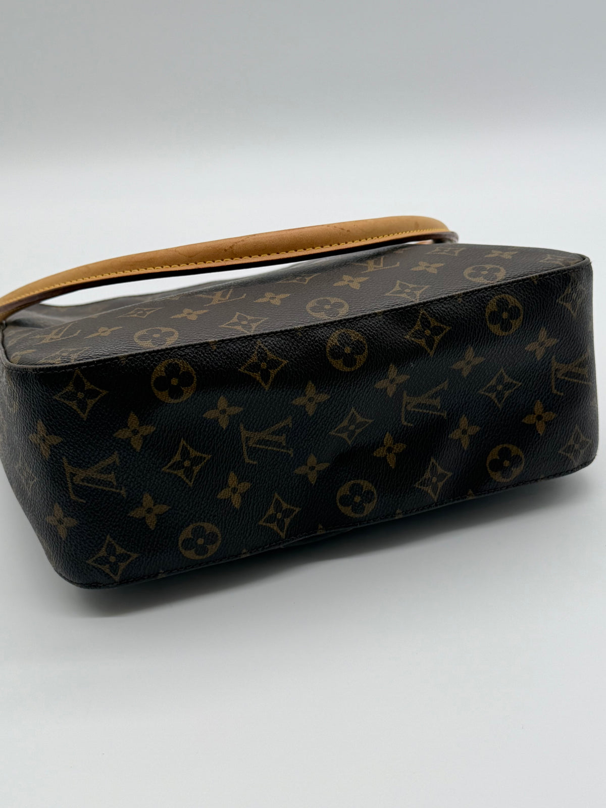 Louis Vuitton Looping GM