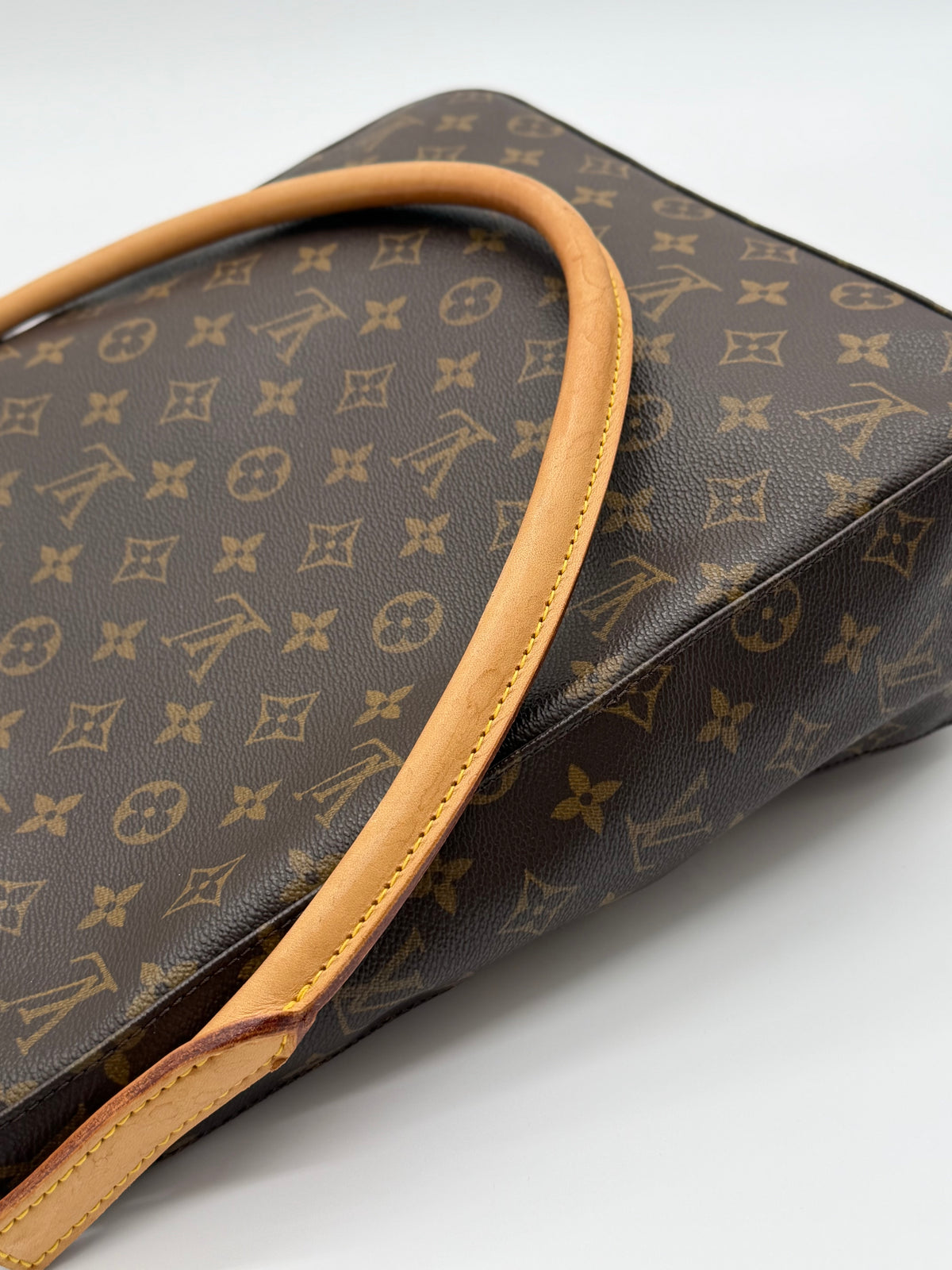 Louis Vuitton Looping GM