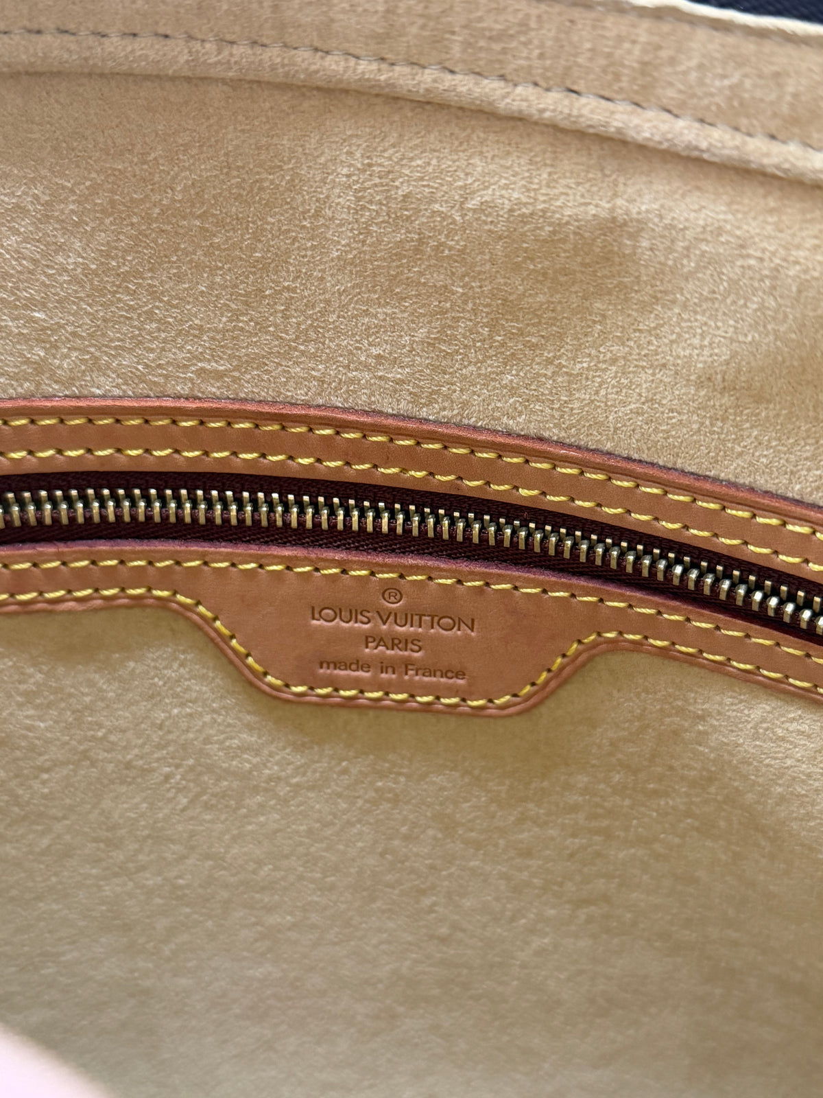 Louis Vuitton Looping GM